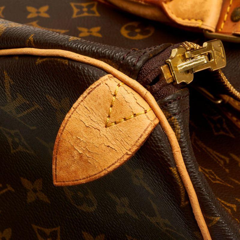 Louis Vuitton Monogram Keepall 45 Travel Bag

The Keepall 45 features a monogram canvas body, rolled leather handles, and a top zip closure.

Additional information:
Measurements: 45 W x 20 D x 27 H cm
Condition: Fair
Before purchasing, please refer