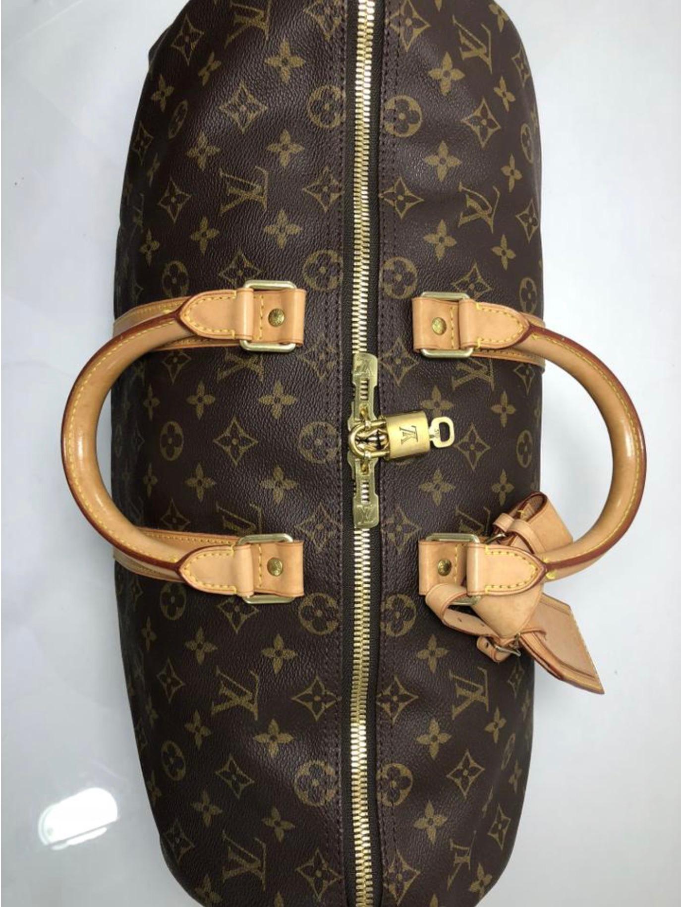  Louis Vuitton Monogram Keepall 45 Travel Duffle Handbag In Good Condition For Sale In Saint Charles, IL