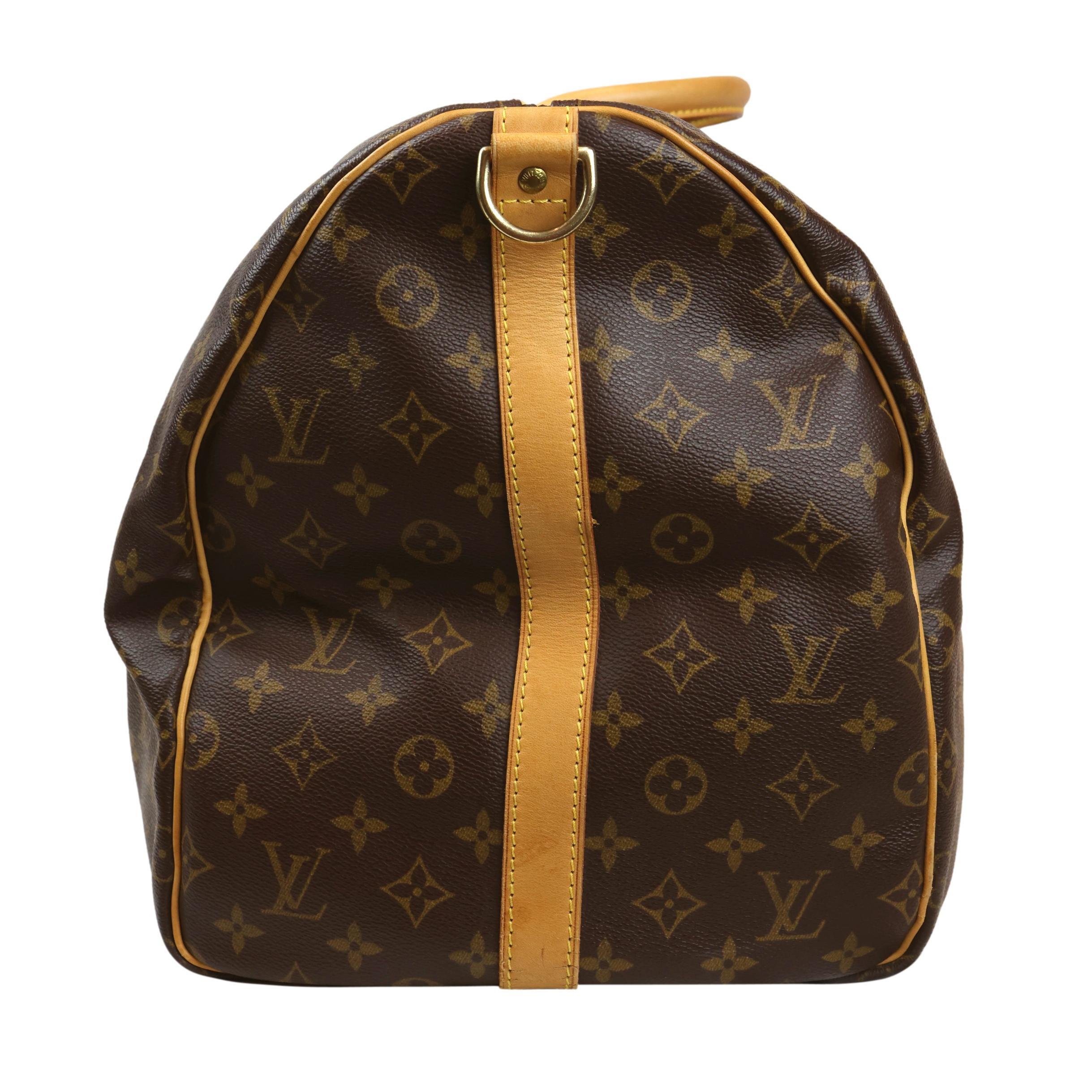 Louis Vuitton Monogram Keepall 55 Bandouliere Duffle Carry-On Bag, France 2000. In Good Condition In Banner Elk, NC