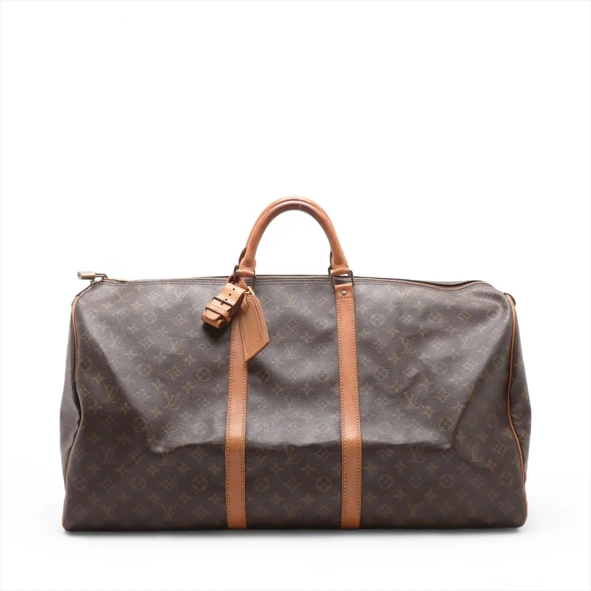 The Louis Vuitton Monogram Keepall 66 is a timeless travel essential that embodies the perfect blend of elegance and practicality. Crafted from the brand’s iconic Monogram canvas with natural cowhide leather trim, the spacious duffle bag offers