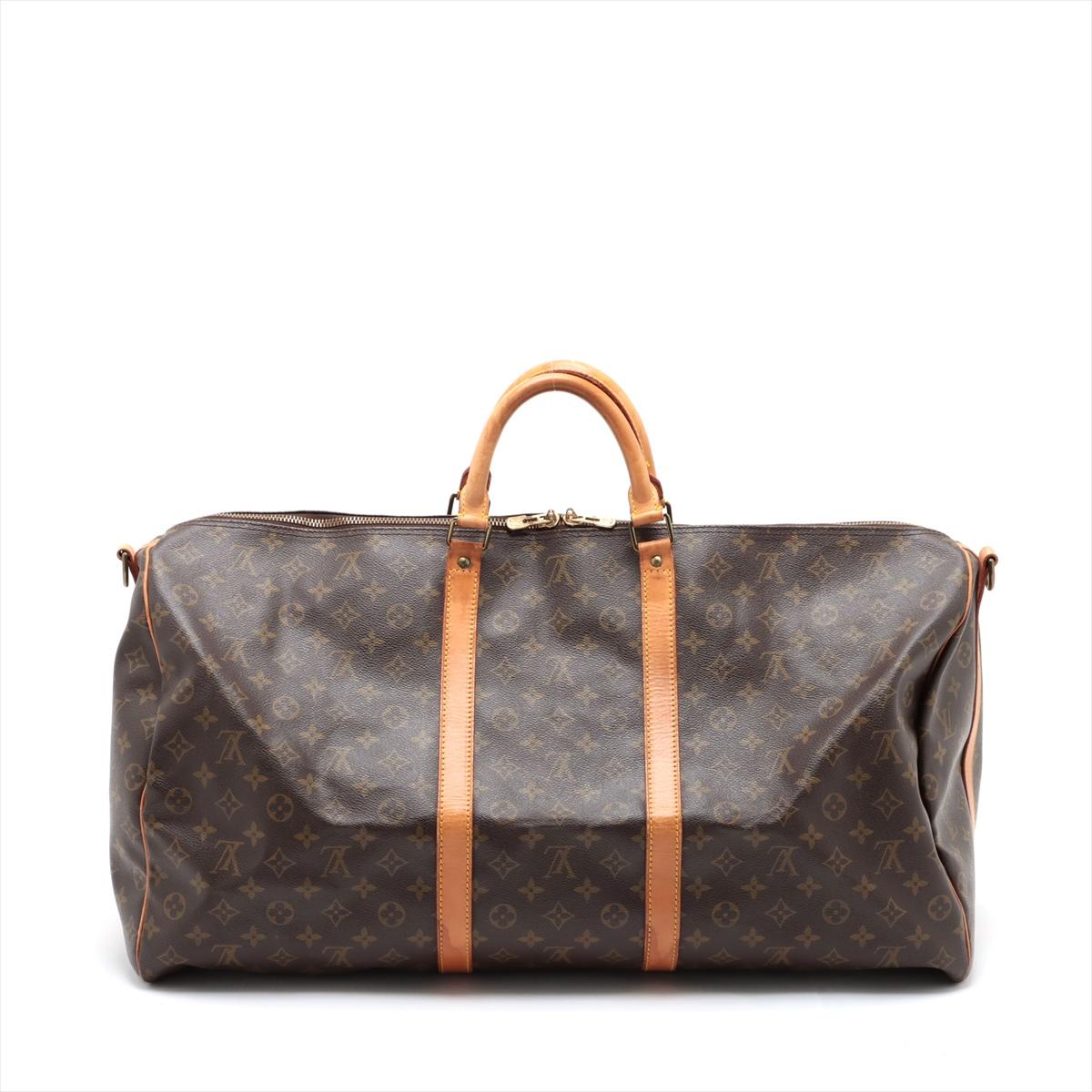 The Louis Vuitton Monogram Keepall 60 is a spacious and iconic travel bag that embodies the timeless elegance and craftsmanship synonymous with the Louis Vuitton brand. Crafted from the iconic Monogram canvas, the bag features the instantly