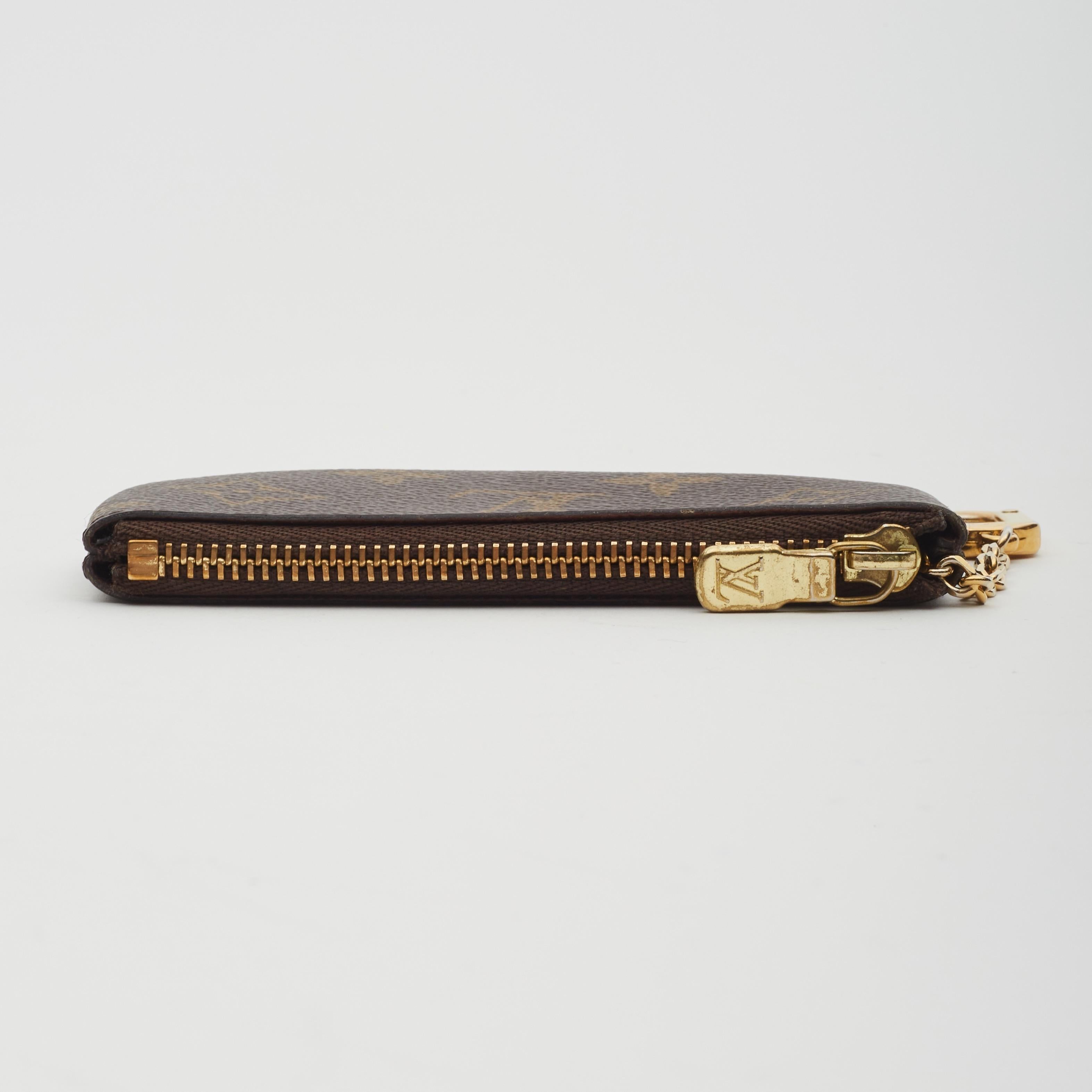 Women's Louis Vuitton Monogram Key Pouch For Sale