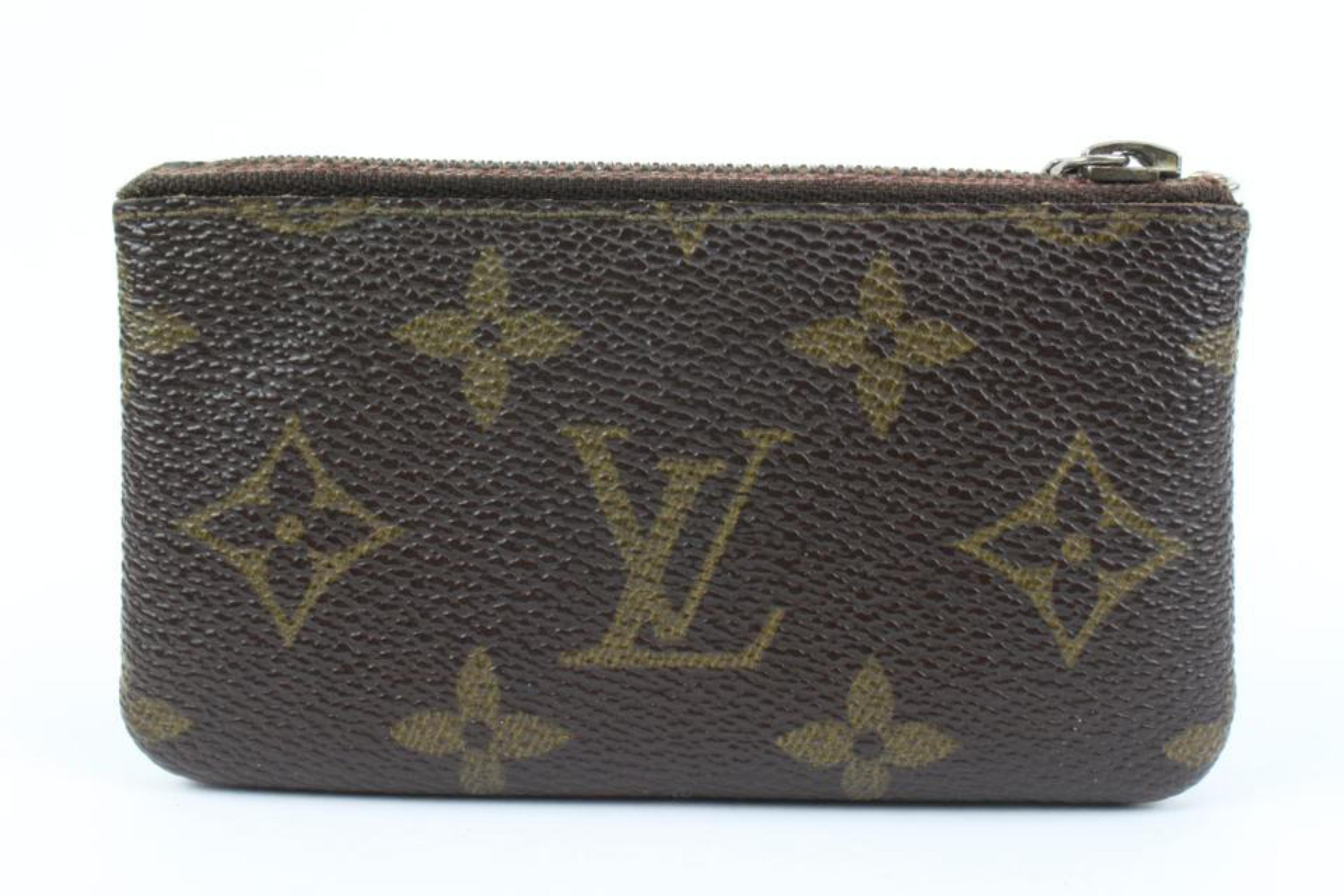 Louis Vuitton Monogram Schlüsselbeutel Pochette mit Griffen 71lv32s im Angebot 2