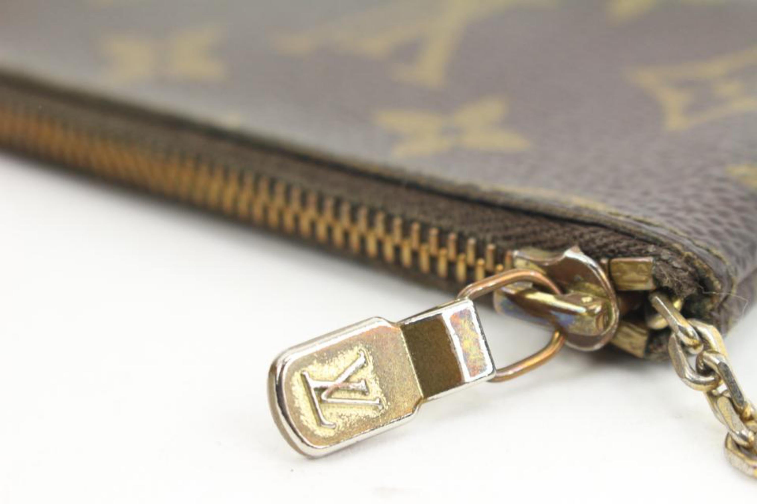 Louis Vuitton Monogramm Schlüsselbeutel Pochette Klappe 94lv228s im Zustand „Relativ gut“ im Angebot in Dix hills, NY