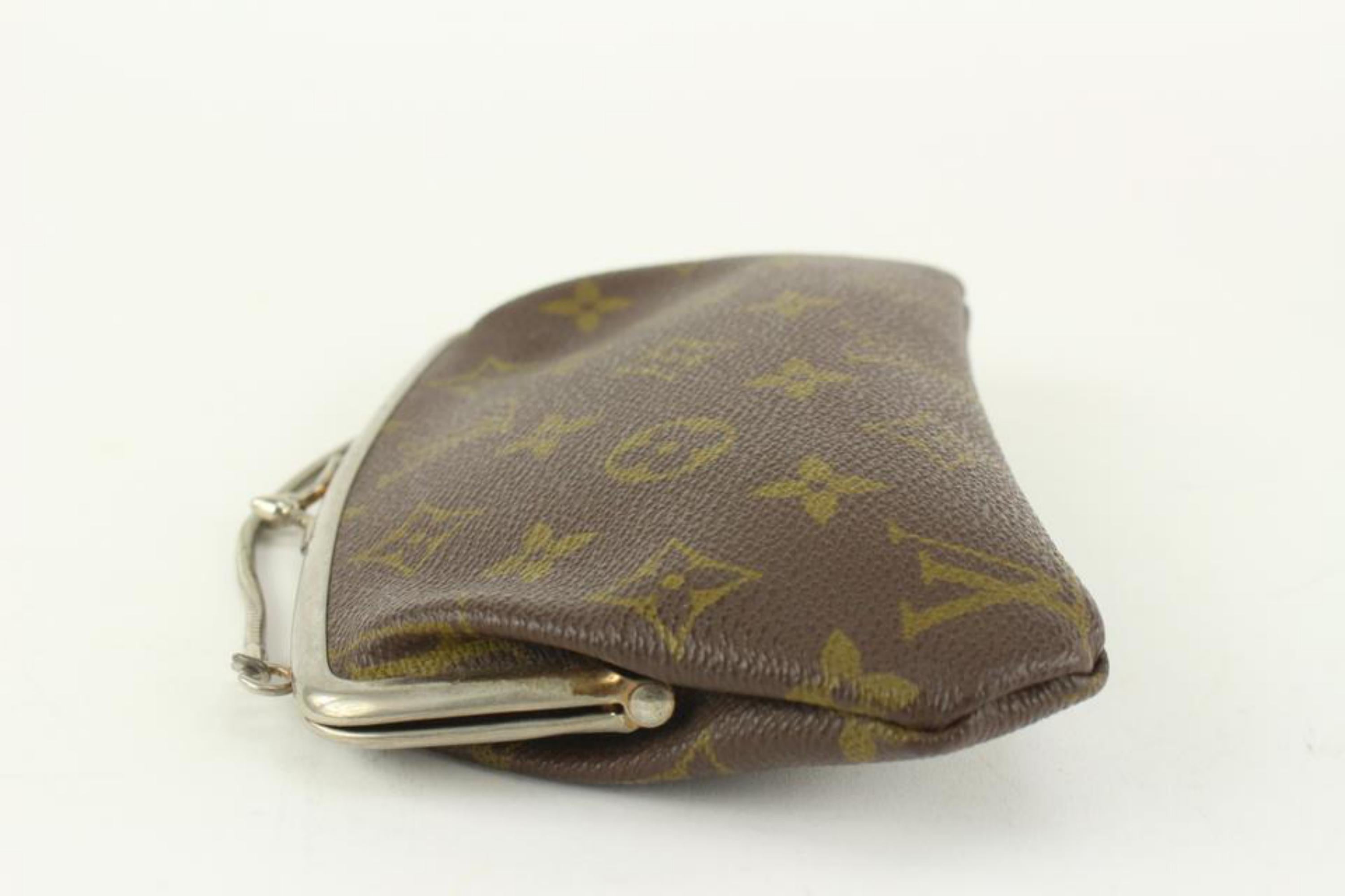 Louis Vuitton Monogram Kisslock Pouch Französisch Twist Geldbörse 123lv37 im Zustand „Gut“ in Dix hills, NY