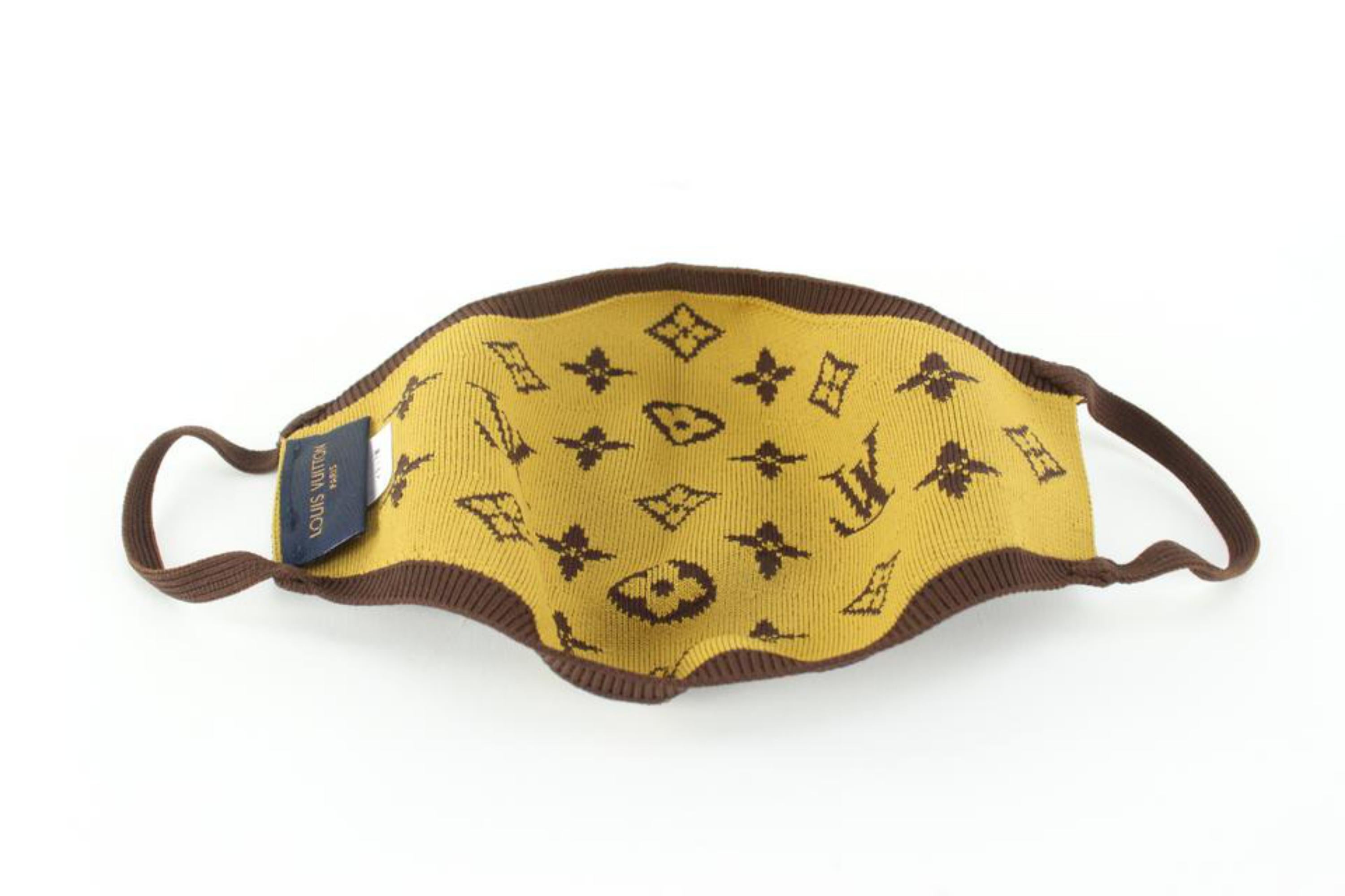 Louis Vuitton Monogram Knit Face Mask 94lz526s In Excellent Condition In Dix hills, NY