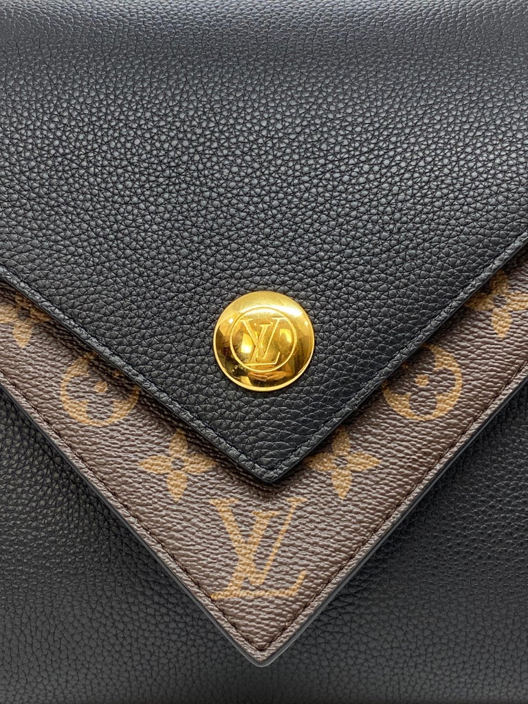 Louis Vuitton Monogram Double V Flap Calfskin leather Crossbody Shoulder  bag