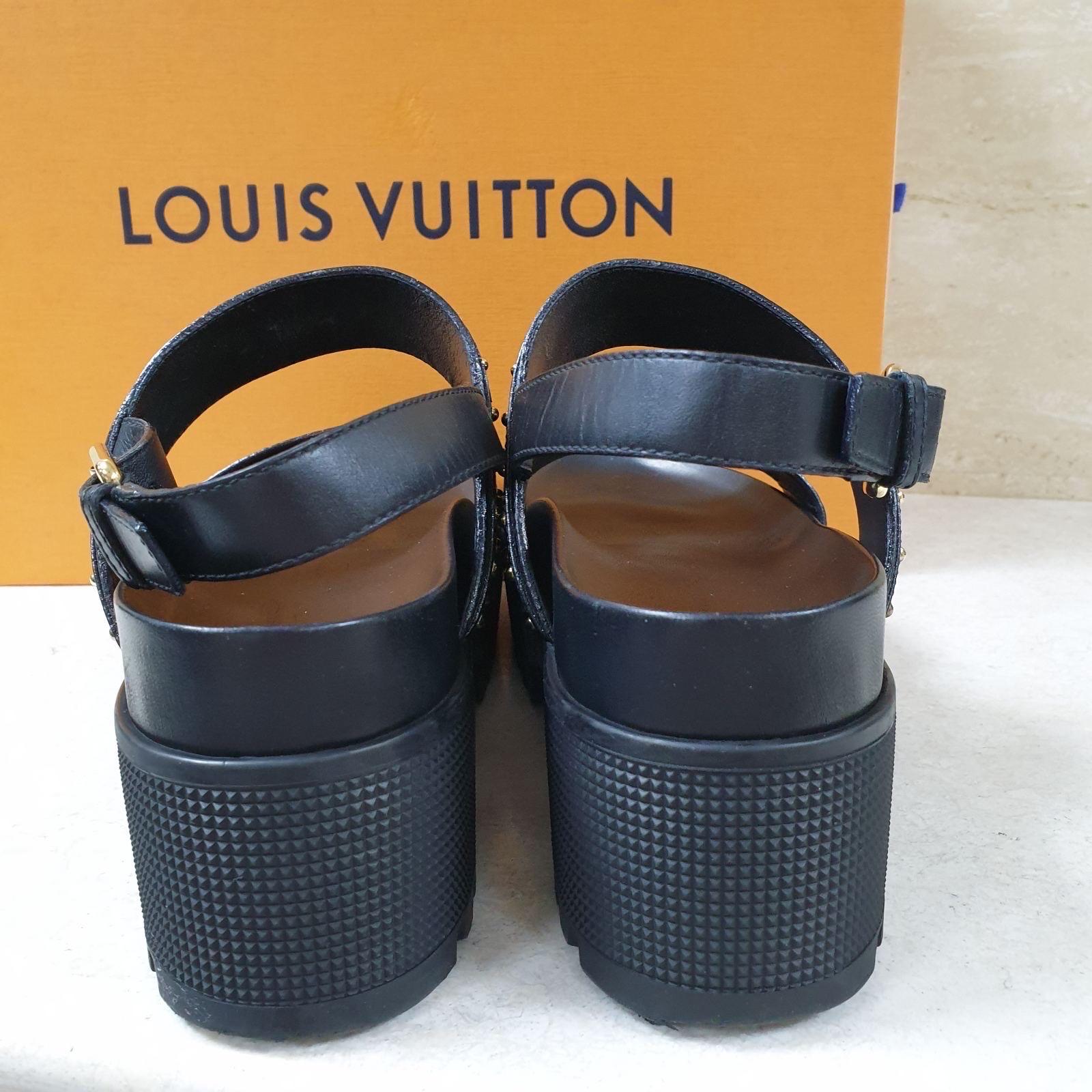 Louis Vuitton Monogram Leather Low Wedge Sandals In Good Condition In Krakow, PL