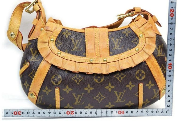 Vintage Louis Vuitton bag, limited edition, Leonor, monogram canvas (2004)  ‣ For Sure Vintage