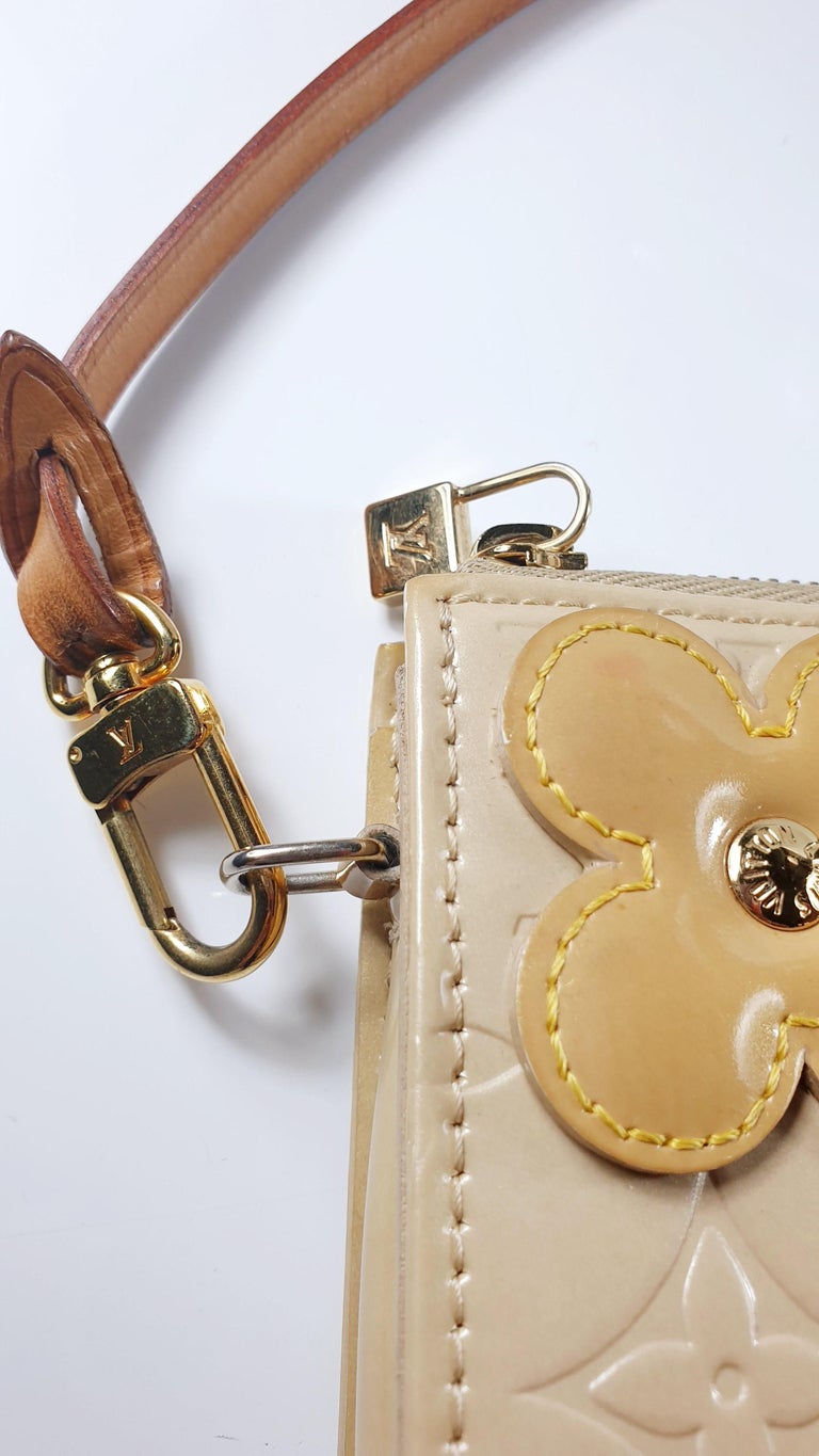 Louis Vuitton Beige Vernis Leather Flower Lexington Handbag - 2001