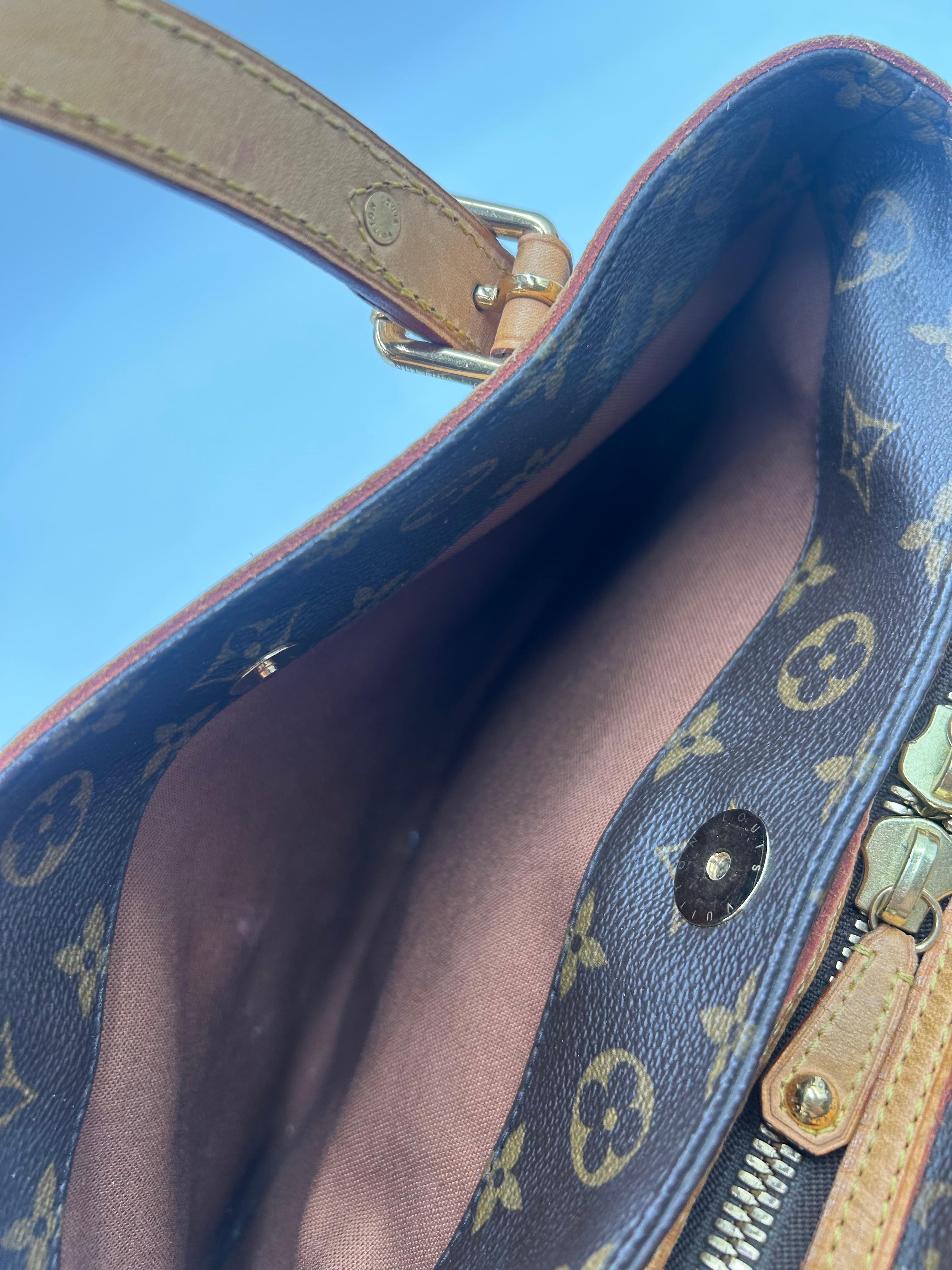 Louis Vuitton Monogram Limited Edition Riveting Bag 2007 en vente 11