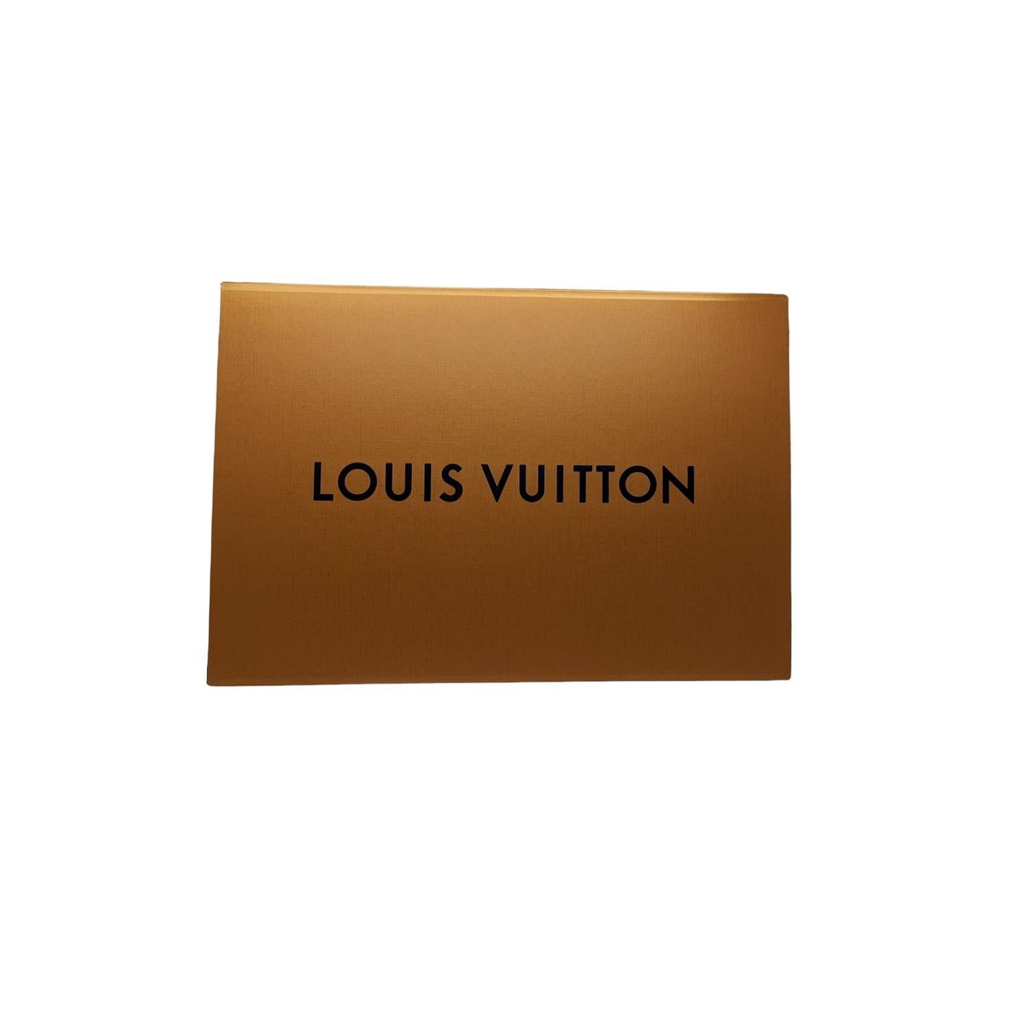 Louis Vuitton Monogram Locky BB Black Handbag For Sale 6