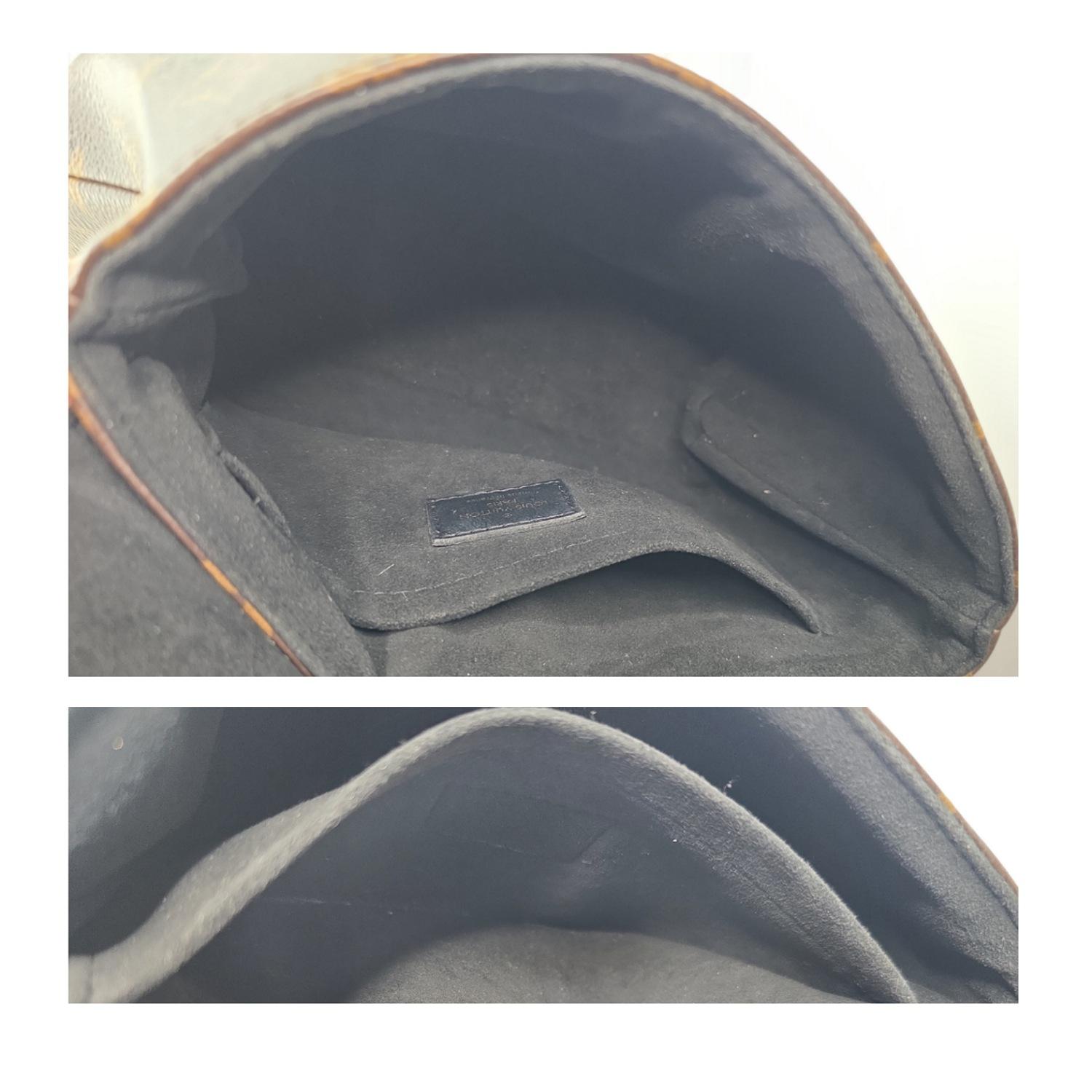 Louis Vuitton Monogram Locky BB Black Handbag For Sale 3