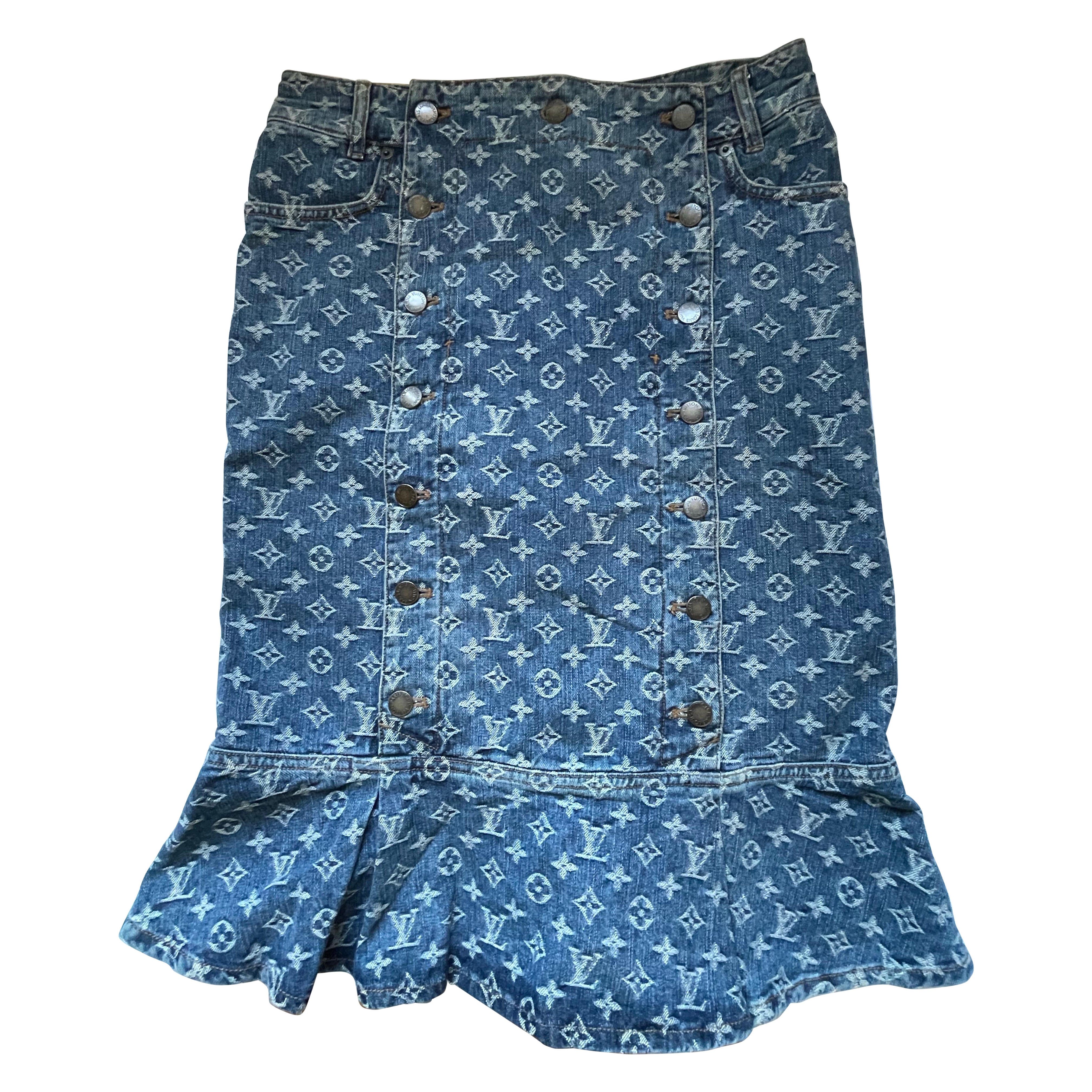 LOUIS VUITTON Monogram logo denim skirt en venta