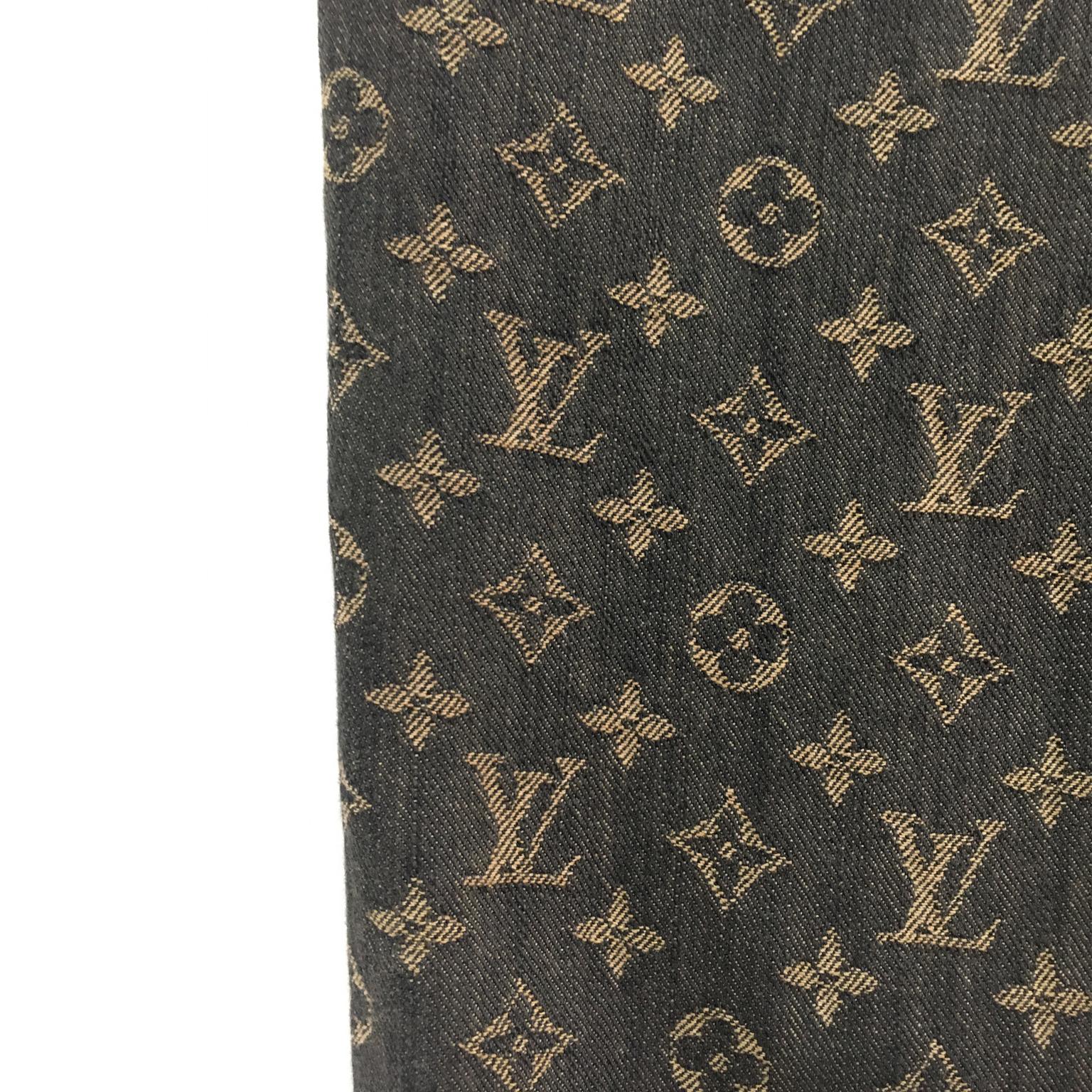 Black Louis Vuitton Monogram Logo Grey Denim Jeans For Sale