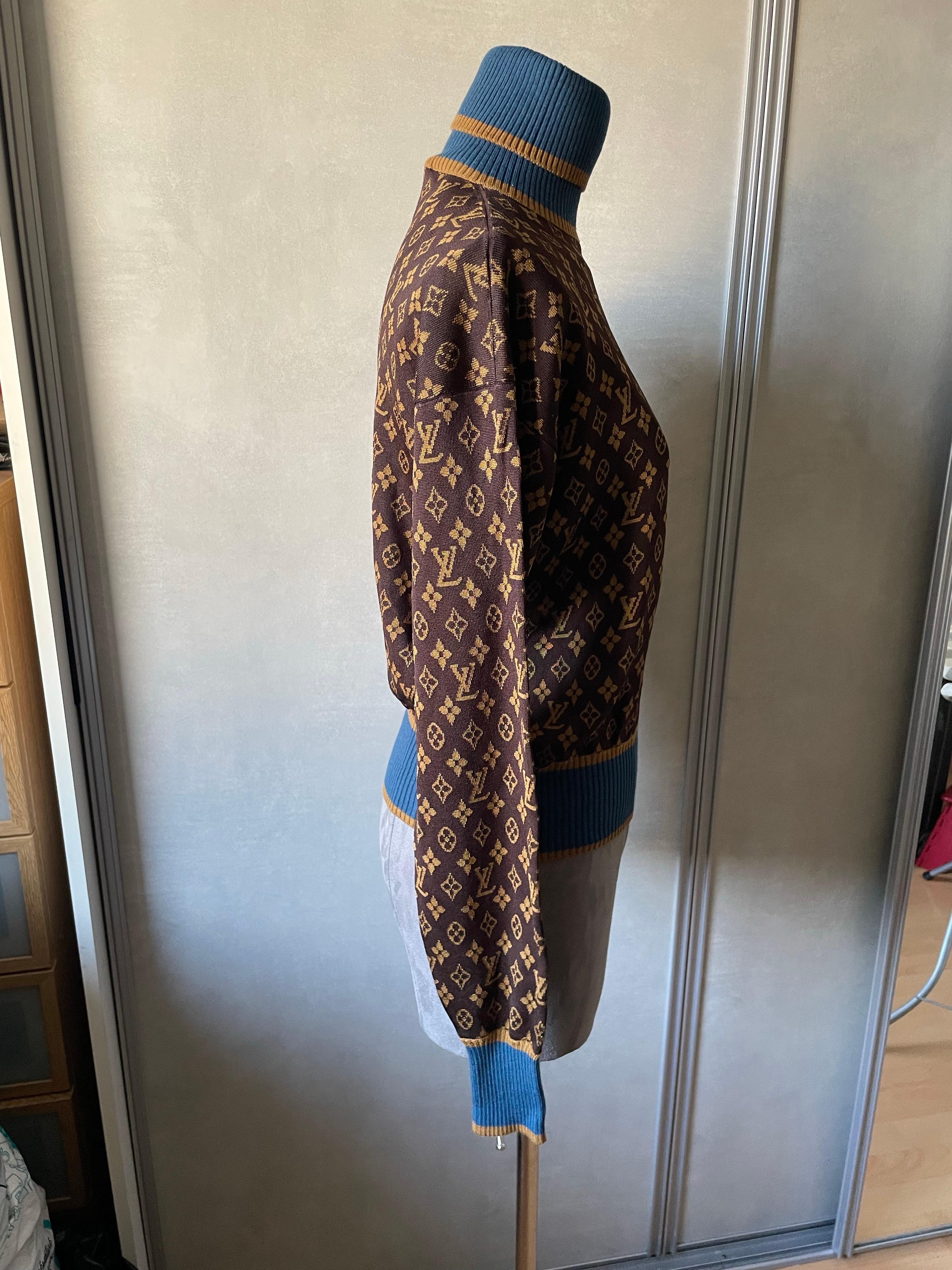 Pull LOUIS VUITTON MONOGRAM LOGO LV Excellent état - En vente à CACHAN, FR