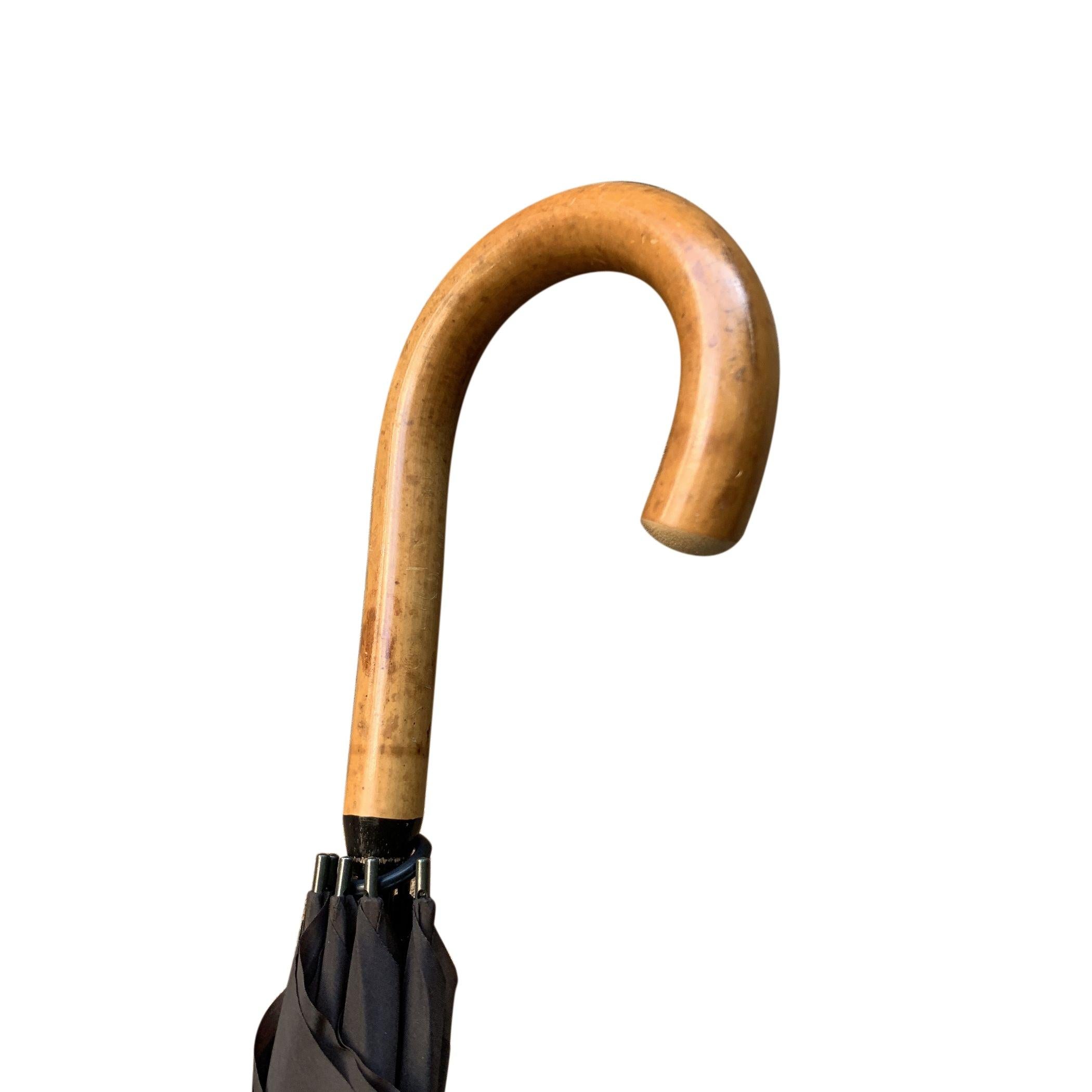 Louis Vuitton Monogram Logo LV Parasol Cane Umbrella Wood Handle In Excellent Condition In Rome, Rome