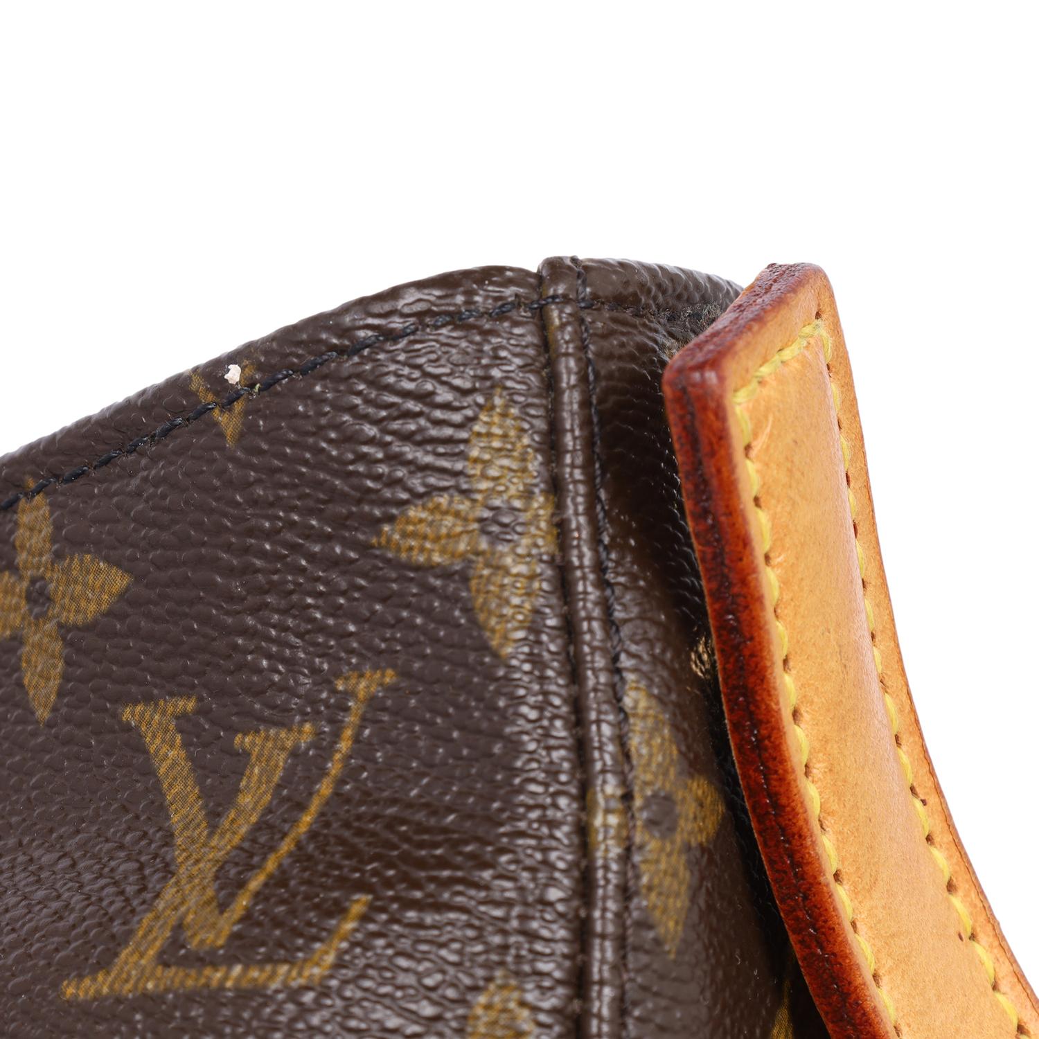 Louis Vuitton Monogram Looping GM Shoulder Bag For Sale 10