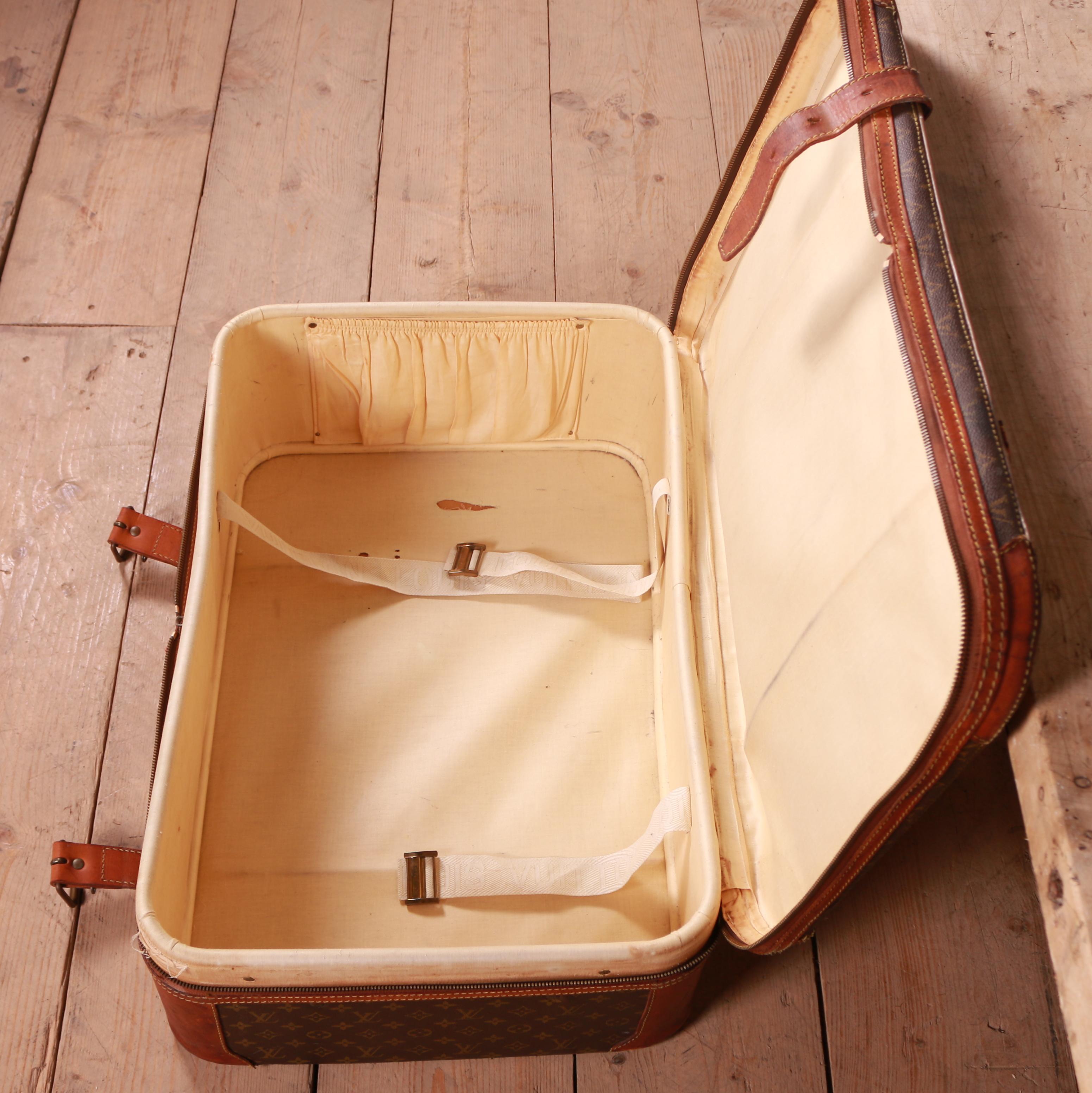 Louis Vuitton Monogram Luggage Bag / Suitcase 2