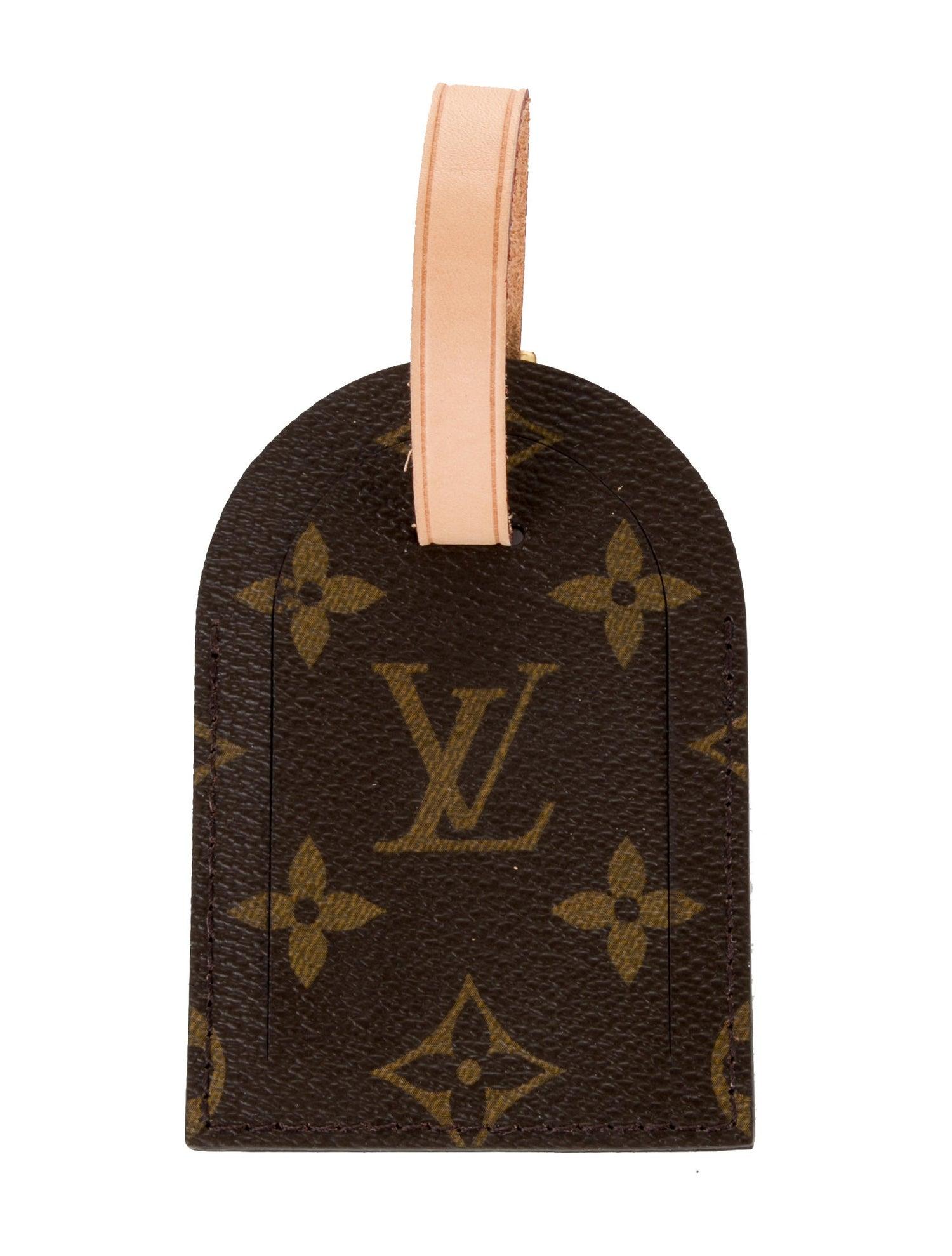 LOUIS VUITTON Monogram Luggage Tag at 1stDibs louis vuitton luggage tag monogram louis vuitton monogram tag monogram luggage tag louis vuitton