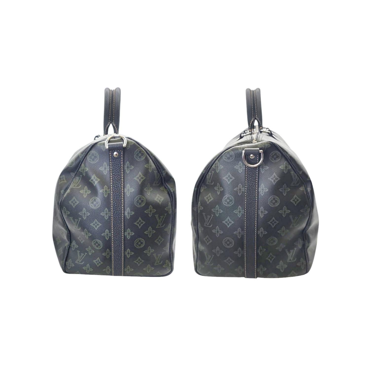 Louis Vuitton Monogram LV Record Keepall Bandouliere 50 Dark Green In Excellent Condition For Sale In Scottsdale, AZ
