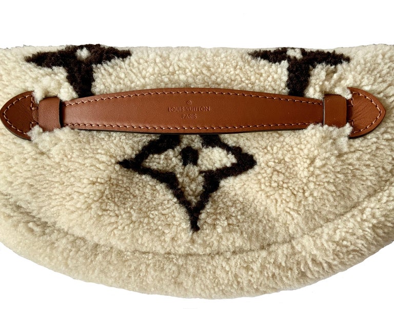 Louis+Vuitton+Teddy+Bumbag+Belt+Bag+%26+Fanny+Pack+Beige+Shearling for sale  online