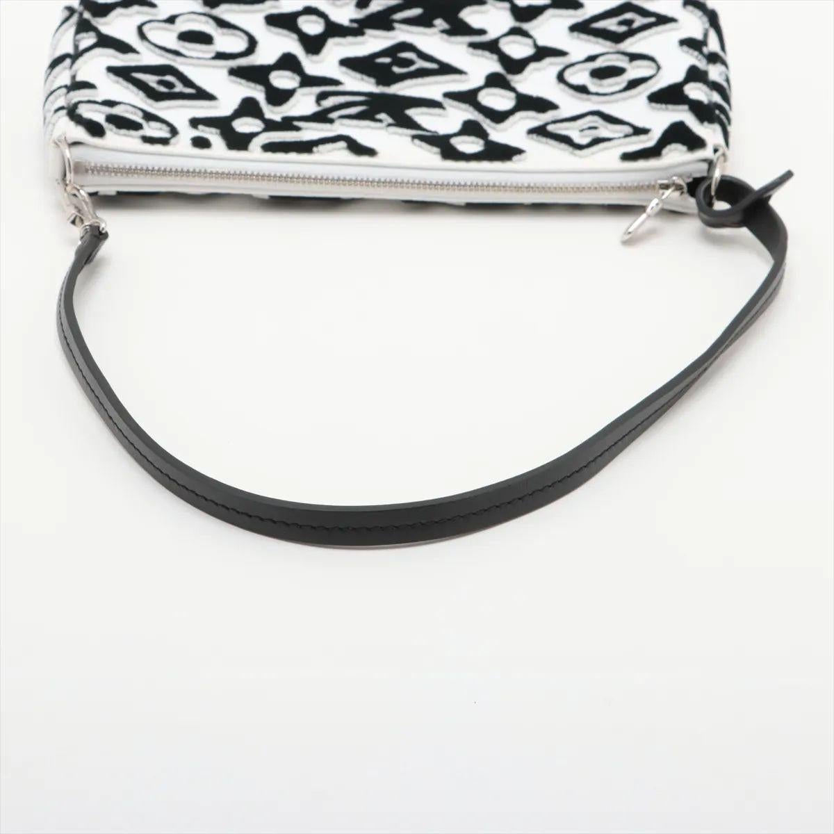 Louis Vuitton Monogram LV x UF Pochette Accessoires Black x White For Sale 1
