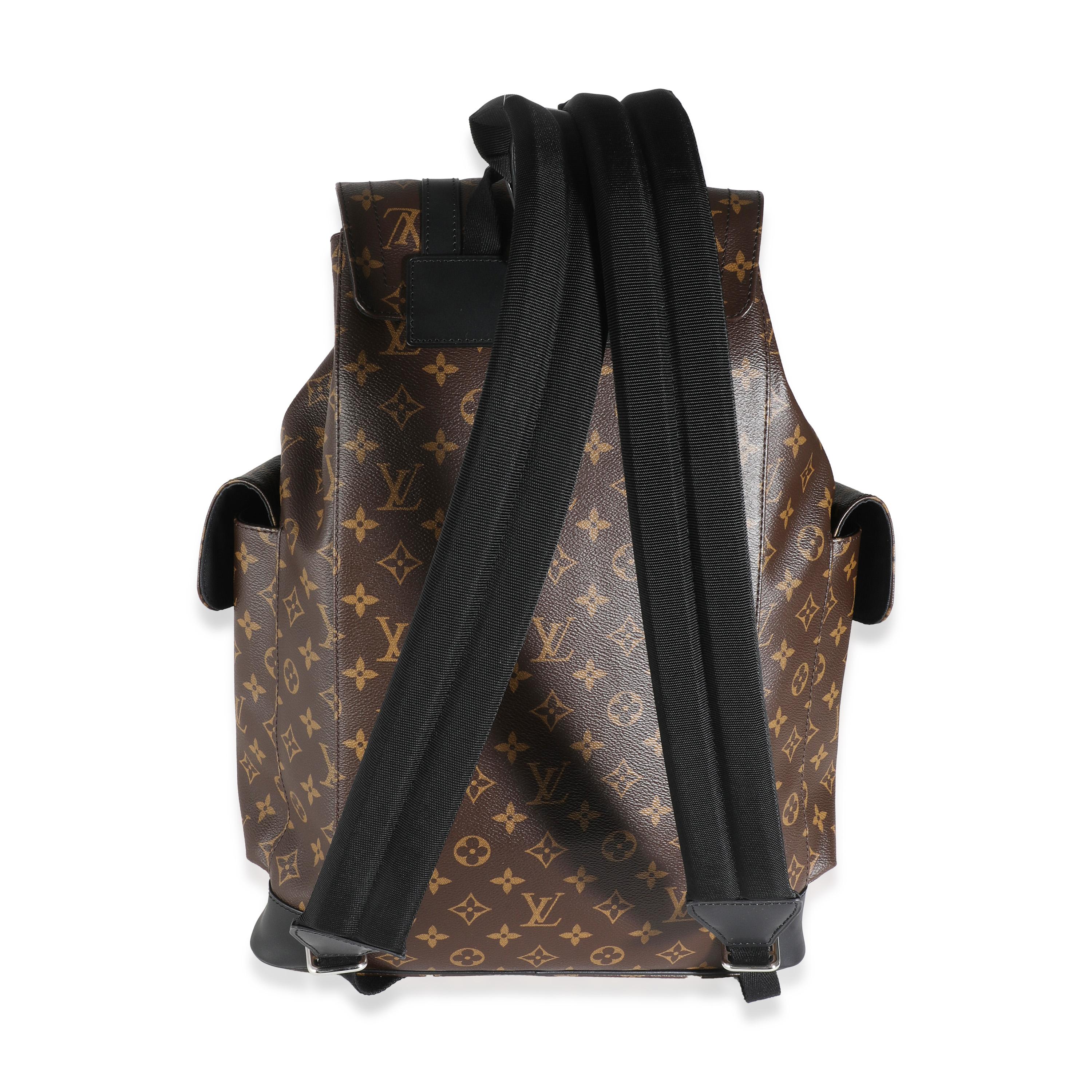 Listing Title : Louis Vuitton Monogram Macassar Canvas Christopher Backpack MM
SKU : 143759
MSRP : 3350.00 USD
Condit : Usagé 
Condition du sac à main : Excellent
Commentaires sur l'état : L'article est en excellent état et présente de légers signes