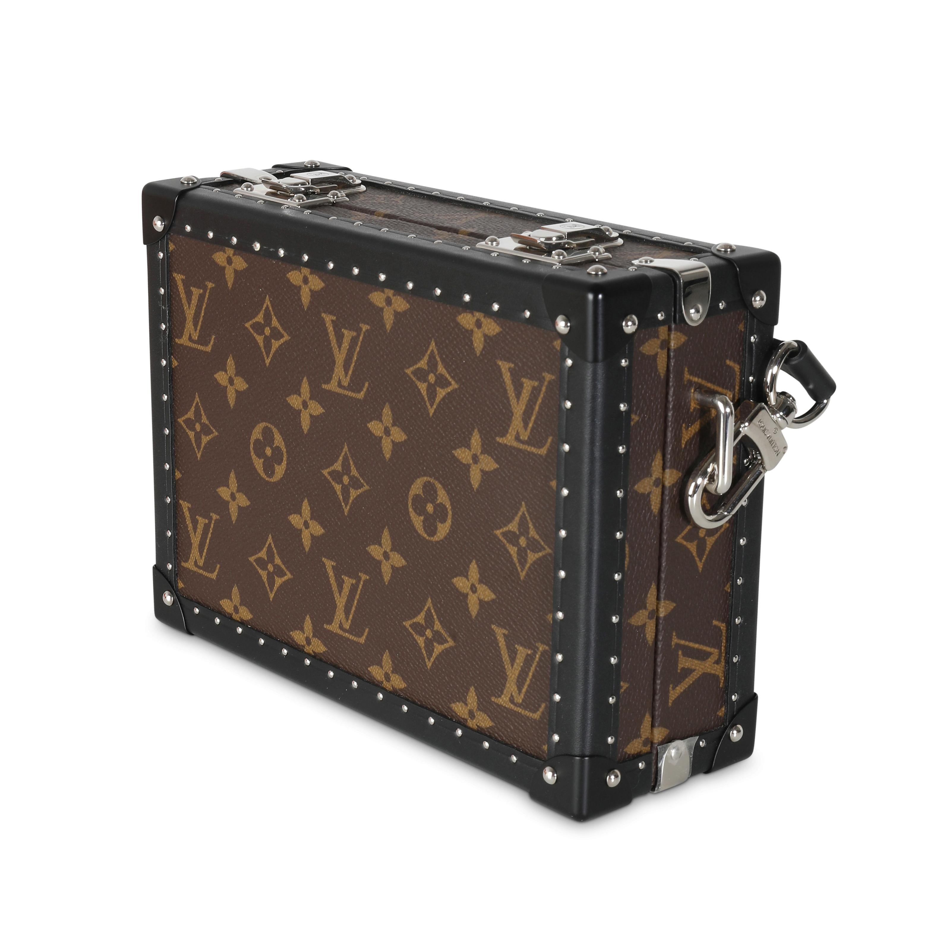 Louis Vuitton pochette en toile de Macassar avec monogramme Excellent état - En vente à New York, NY