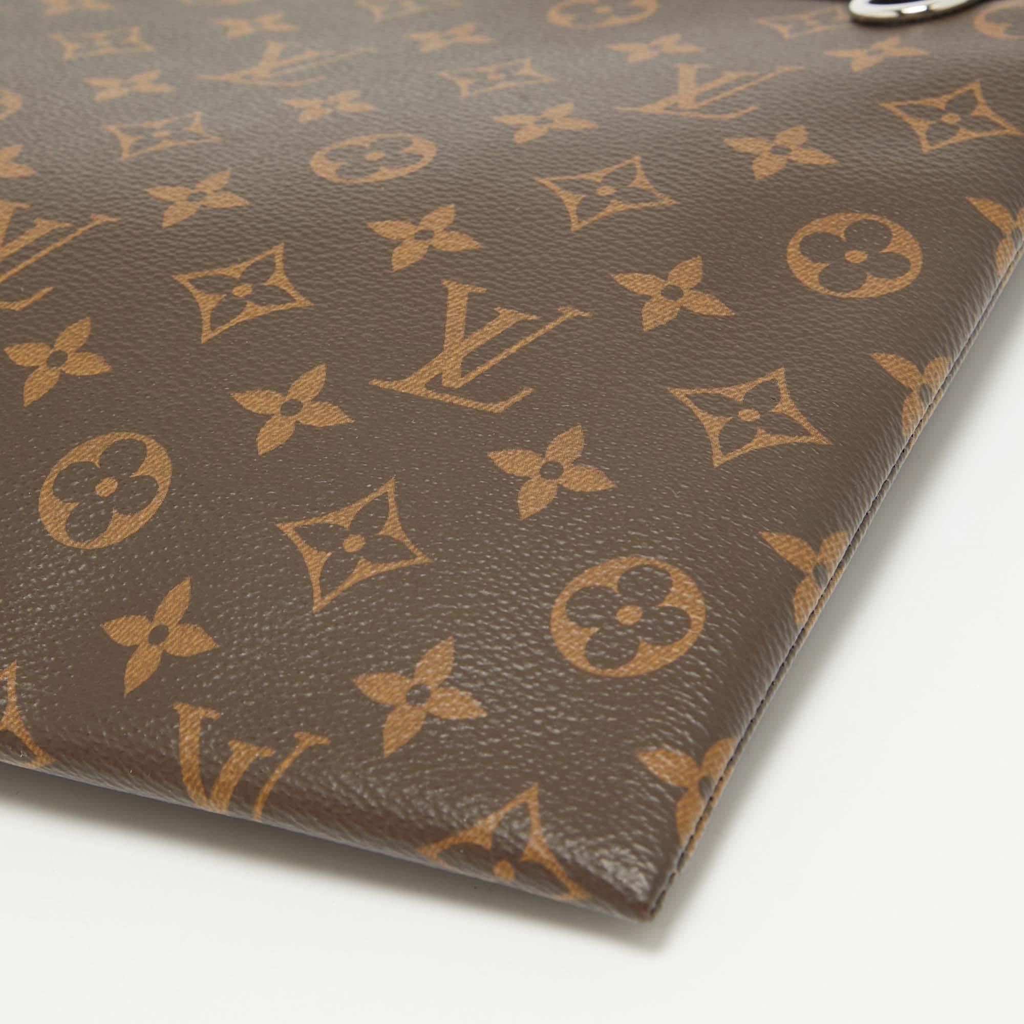 Louis Vuitton Monogram Macassar Canvas Discovery GM Pochette 4