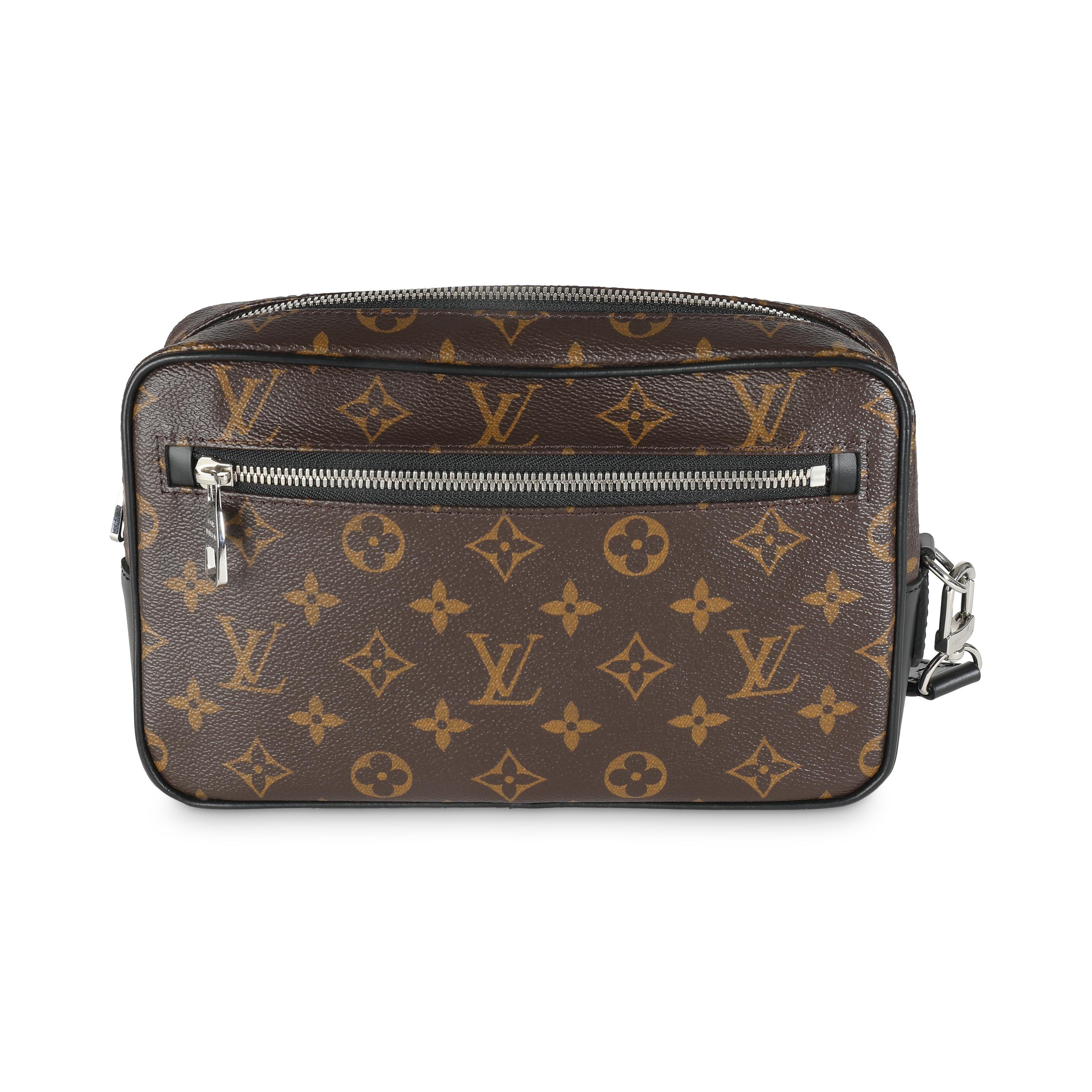 Titel der Auflistung: Louis Vuitton Monogram Makassar-Leinwand Kasai Clutch
SKU: 141776
Zustand: Gebraucht 
Handtasche Zustand: Ausgezeichnet
Bemerkungen zum Zustand: Der Artikel ist in ausgezeichnetem Zustand und weist leichte Gebrauchsspuren auf.