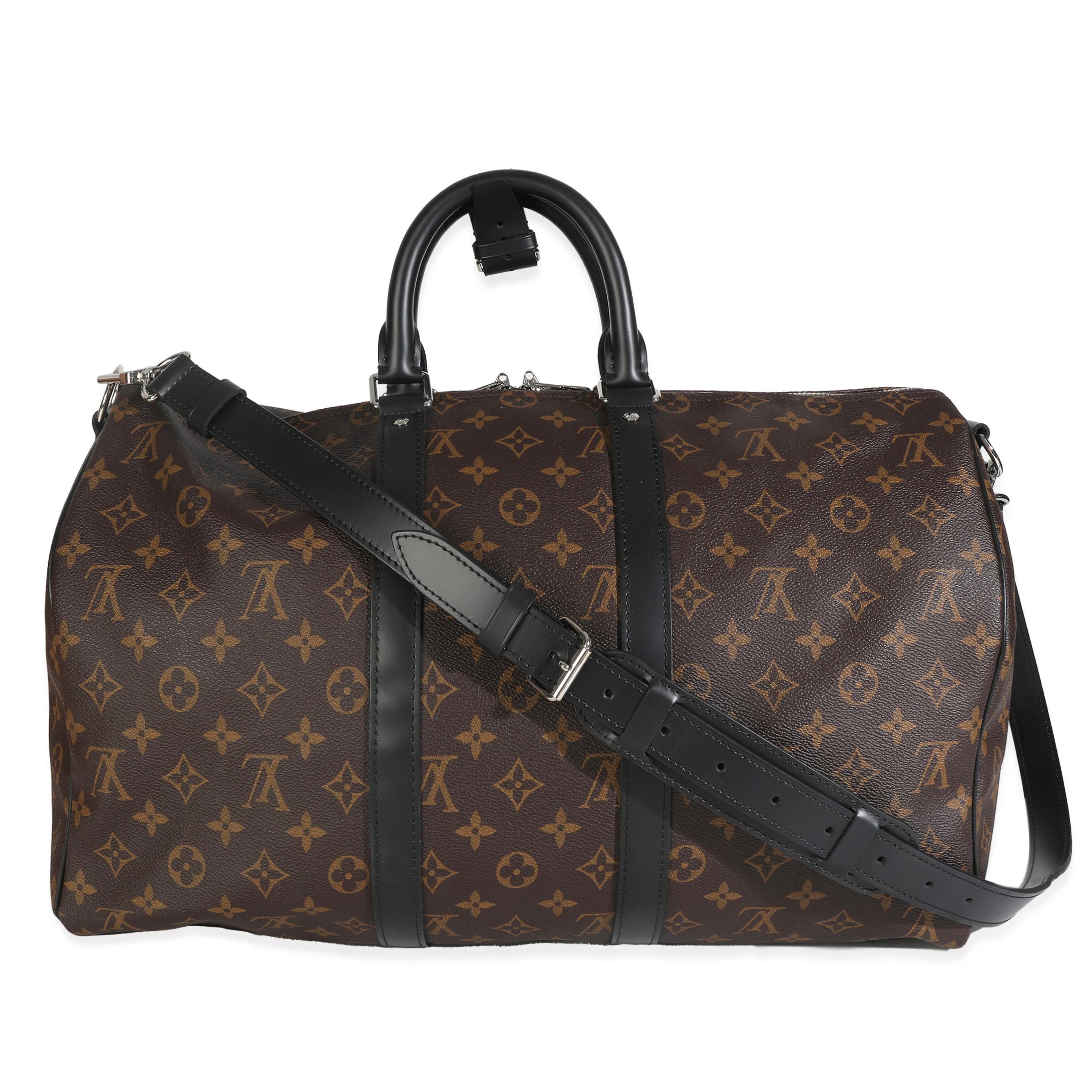 Listing Title: Louis Vuitton Monogram Macassar Keepall Bandouliere 45
SKU: 148358
MSRP: 2570.00 USD
Condition: Pre-owned 
Condition Description: An early 20th-century design from Louis Vuitton, the Keepall bag is the epitome of the Maison's spirit