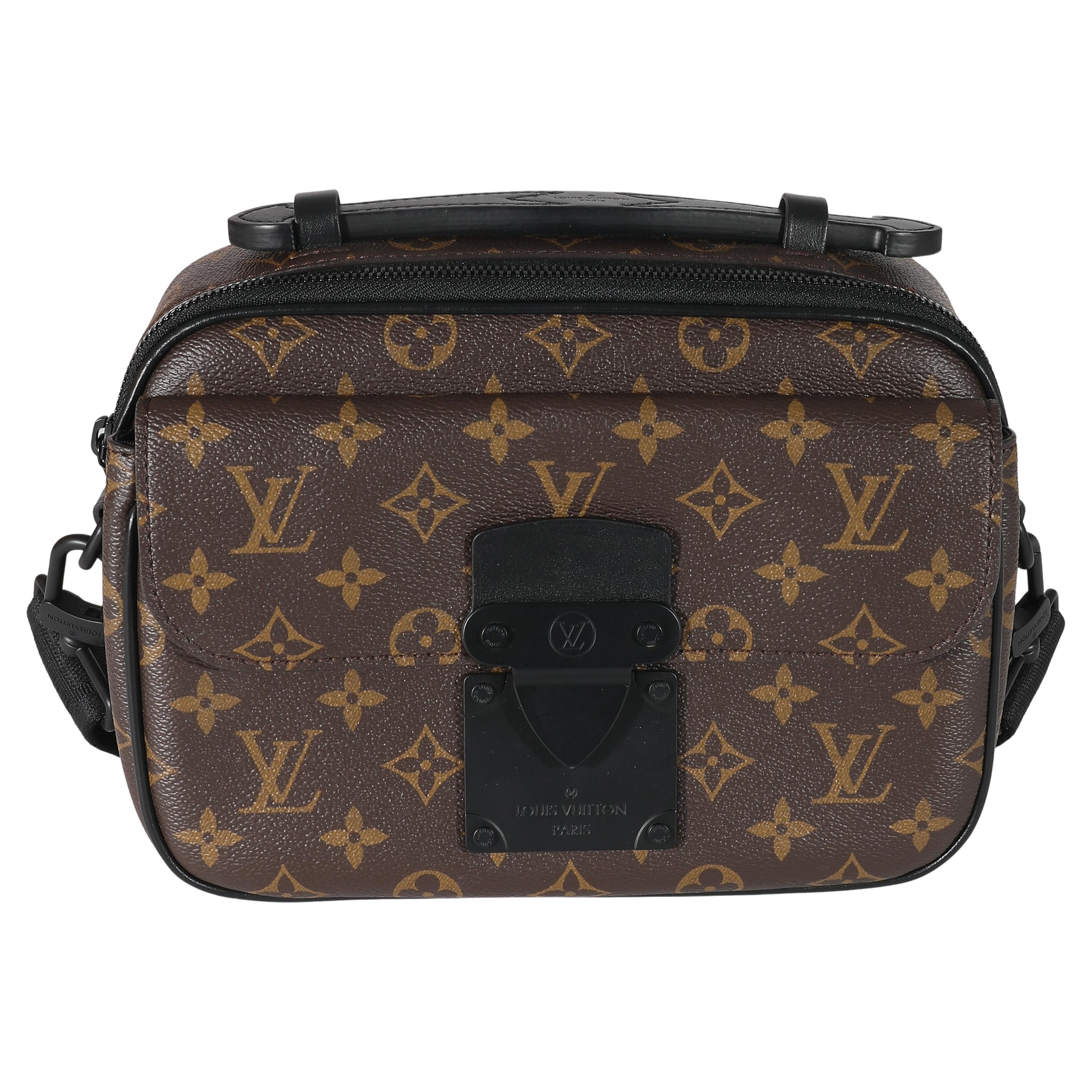 Sac à main Louis Vuitton Monogramme Macassar S Lock en vente