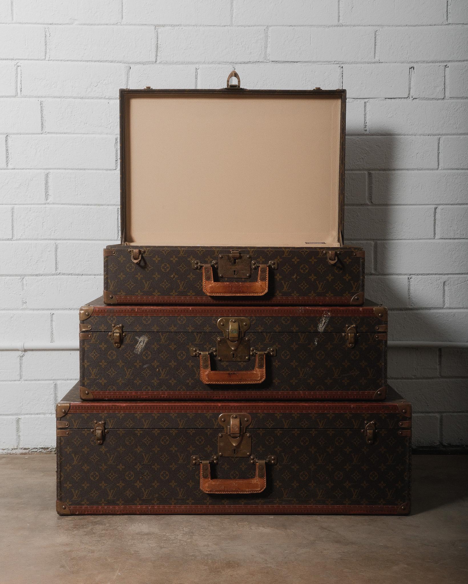 Pelle Louis Vuitton Monogram Macassar Square Handled Alzer Cases Set of 3 in vendita