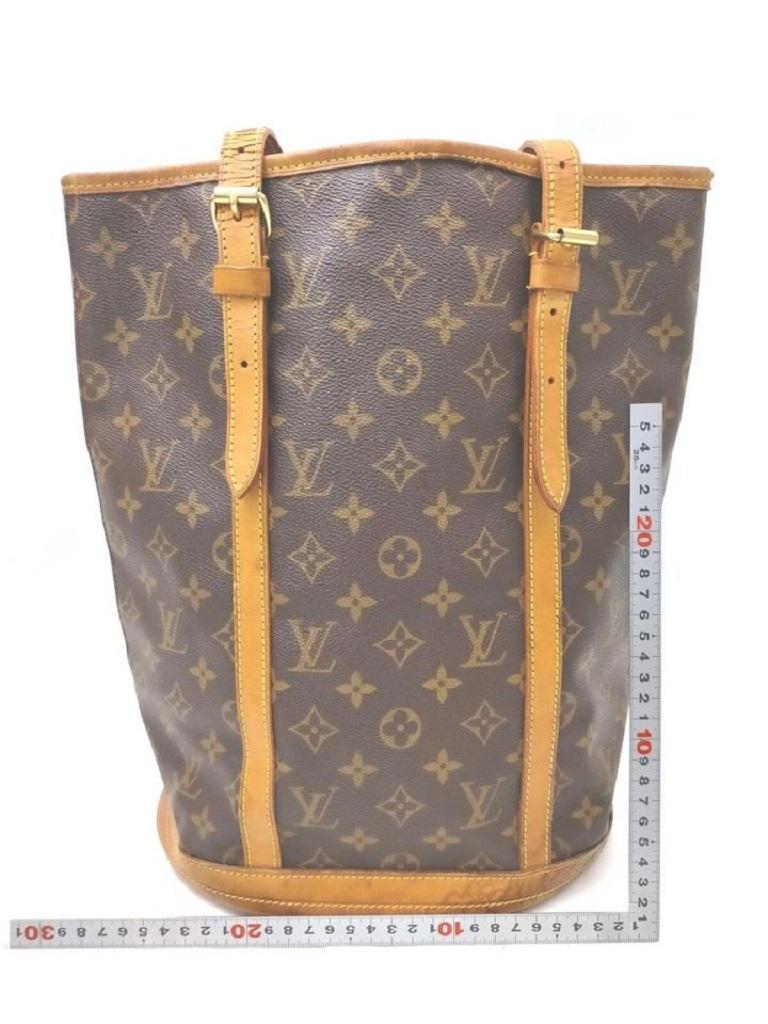 Women's Louis Vuitton Monogram Marais Bucket GM Tote Bag  862290