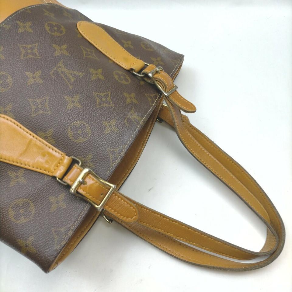 Louis Vuitton Monogram Marais Bucket GM Tote Bag 863061 In Good Condition For Sale In Dix hills, NY