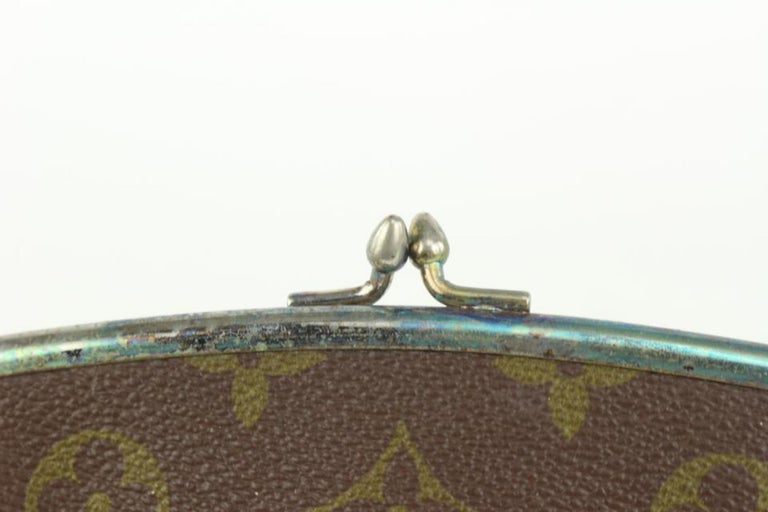 Louis Vuitton Monogram Marais Kisslock Pouch French Twist Coin Purse  1018lv1 at 1stDibs