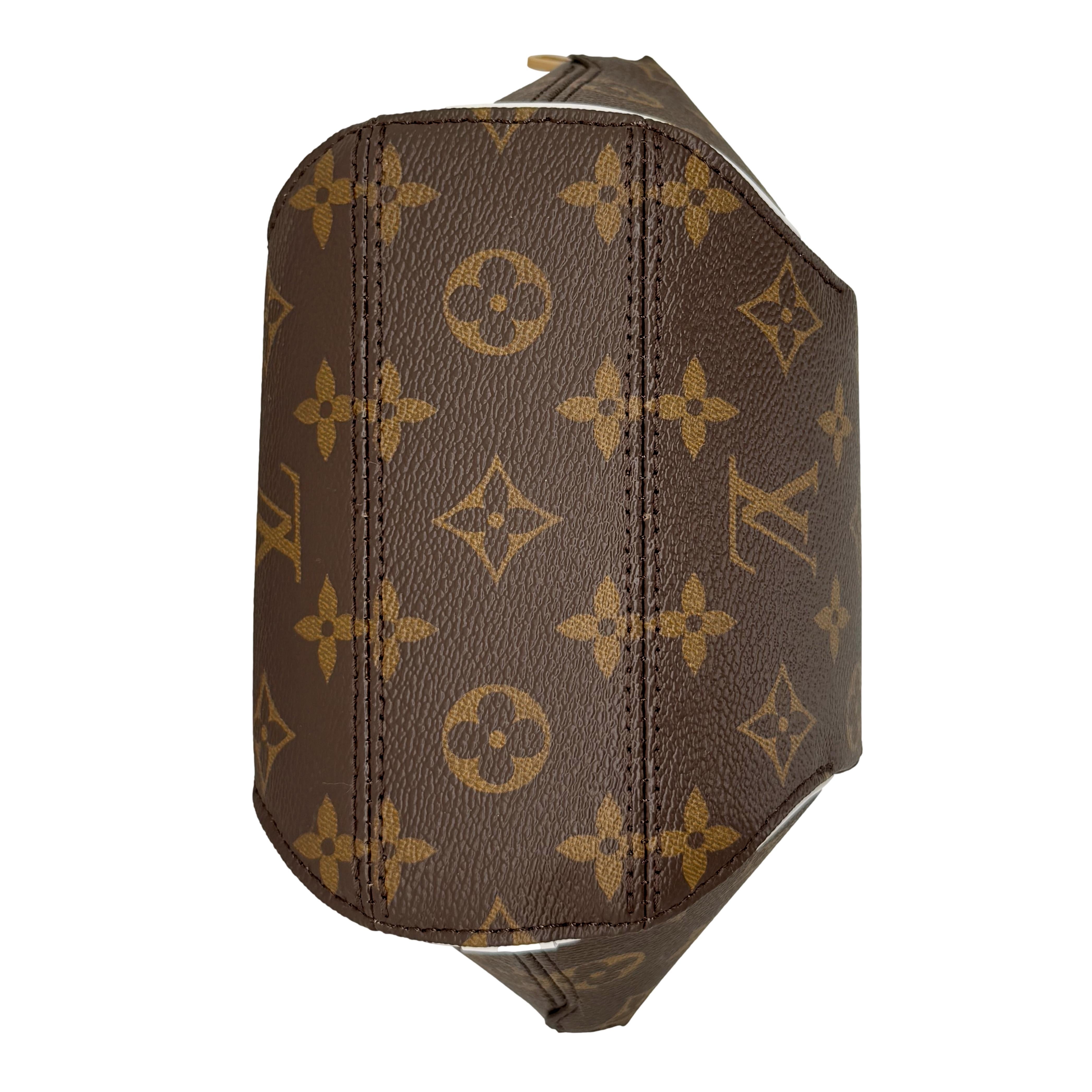 Louis Vuitton Monogram Match Ellipse BB Crossbody Top Handle Bag, France 2022. For Sale 2