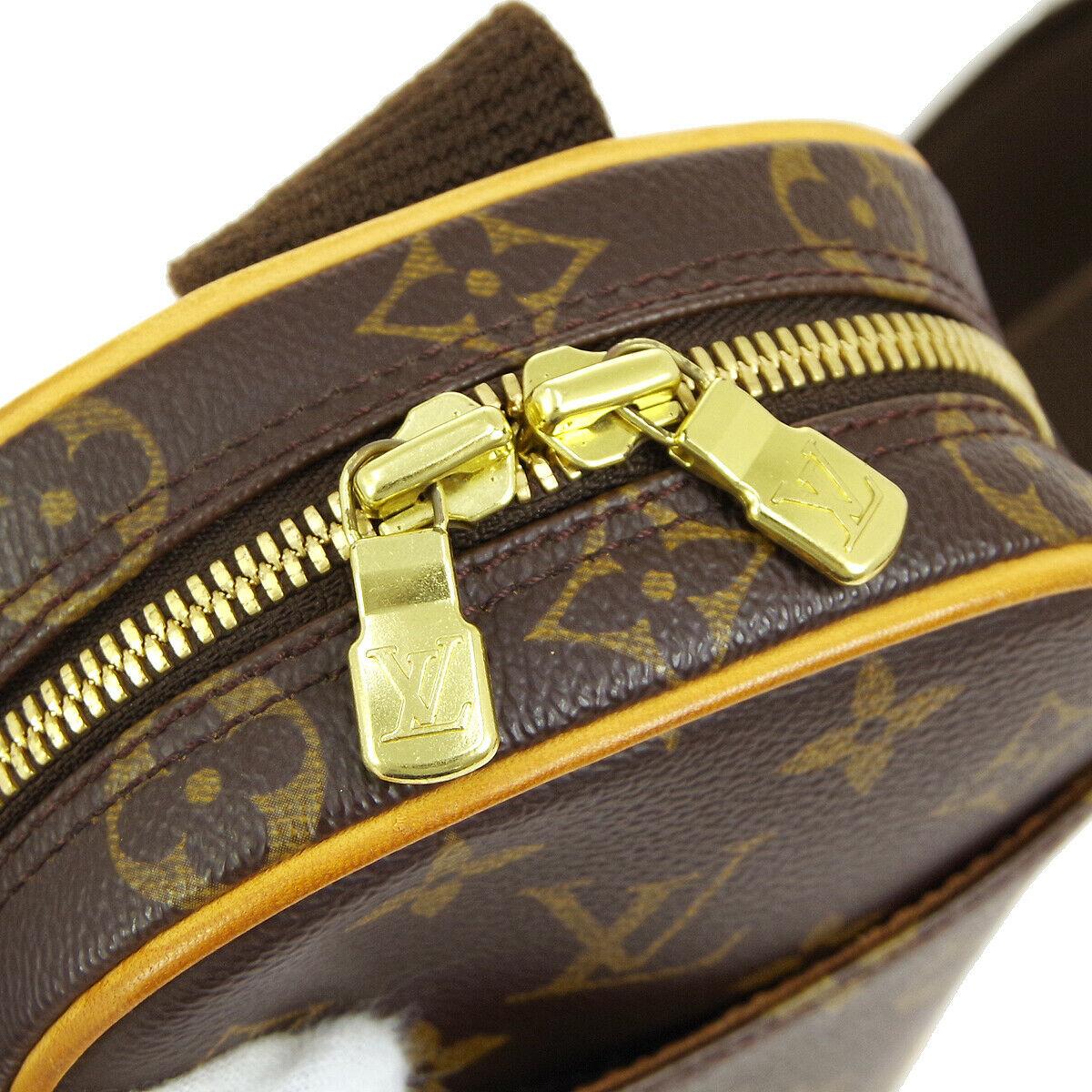 Louis Vuitton Monogram Men's Women's Crossbody Shoulder Fanny Waist Belt Bag

Monogram canvas
Canvas
Leather trim
Gold tone hardware
Woven lining
Date code present
Made in France
Strap length 55.5