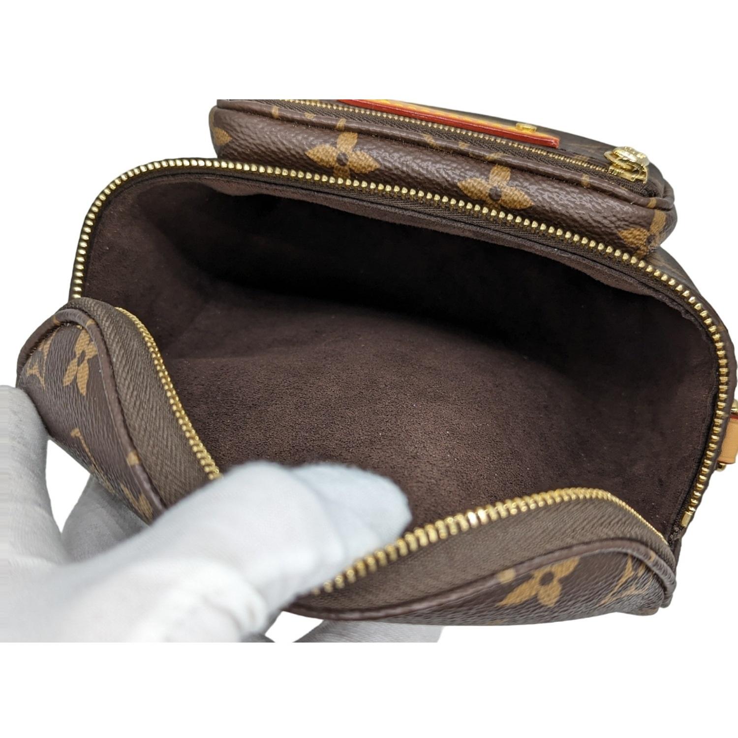 Louis Vuitton mini sac à bandoulière monogrammé en vente 1