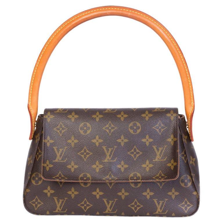 Louis Vuitton Monogram Mini Looping Bag (SD0063) at 1stDibs lv mini