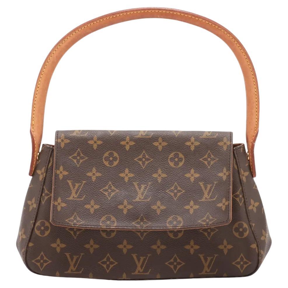 Louis Vuitton Monogram Mini Looping im Angebot