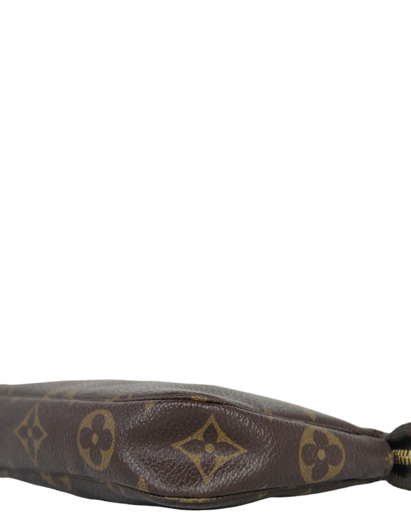 Women's or Men's Louis Vuitton Monogram Mini Pochette Accessories Bag