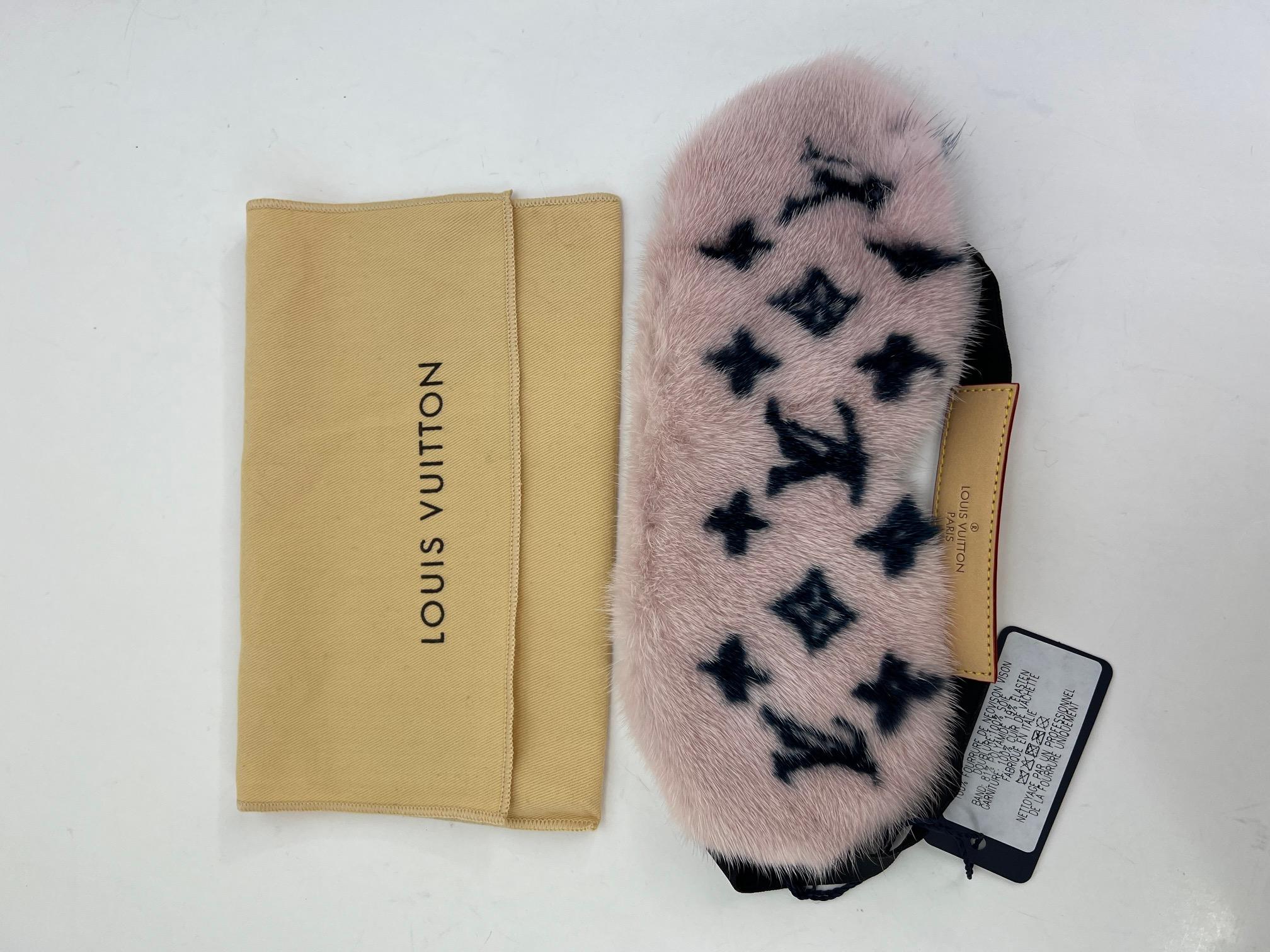 Louis Vuitton Monogram Mink Fur Sleep Mask Light Pink In Excellent Condition In Freehold, NJ