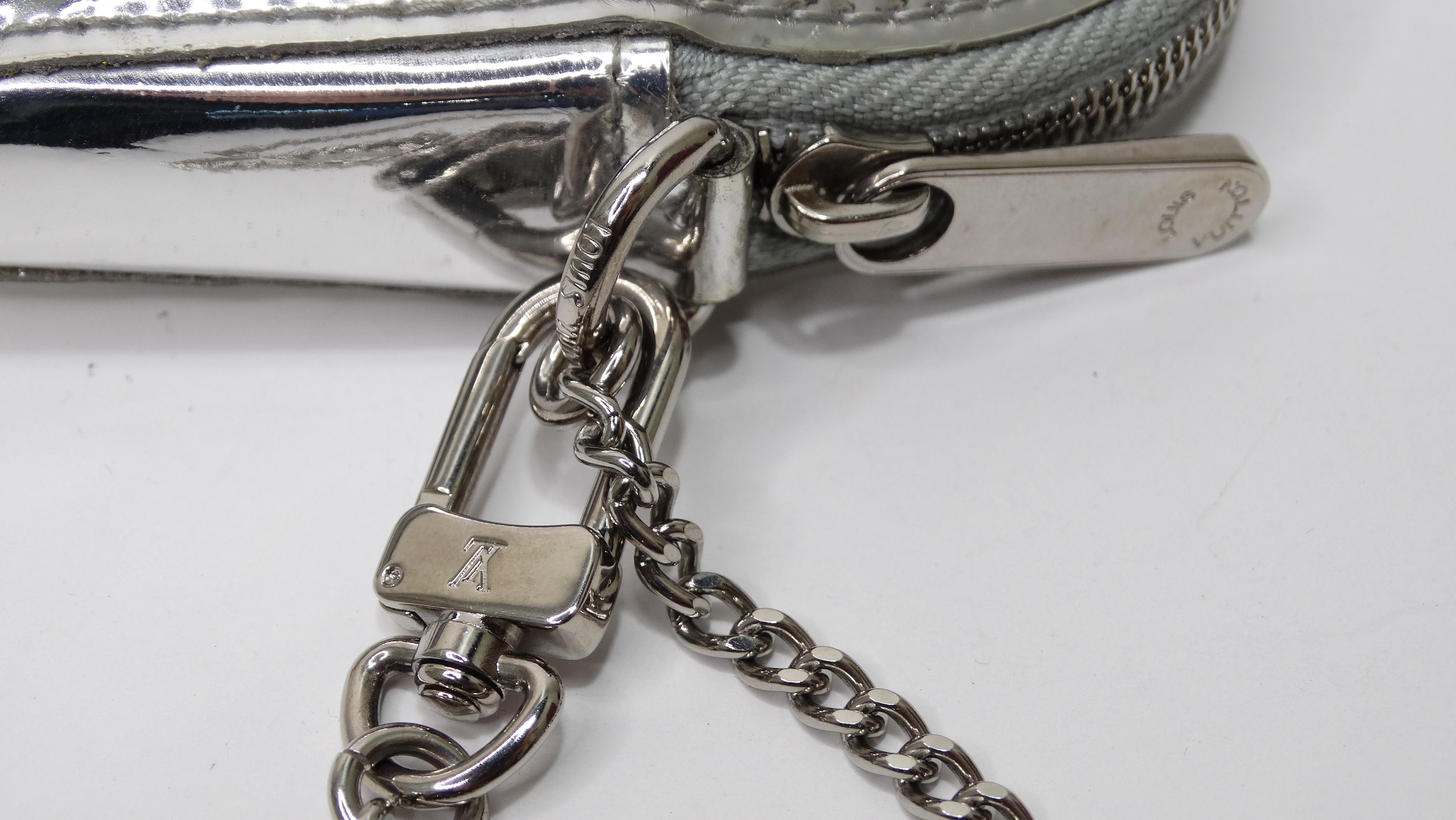 louis vuitton heart coin purse