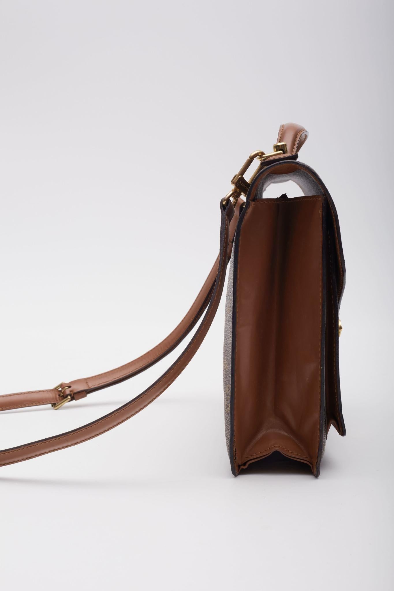 Women's Louis Vuitton Monogram Monceau 28 Shoulder Bag