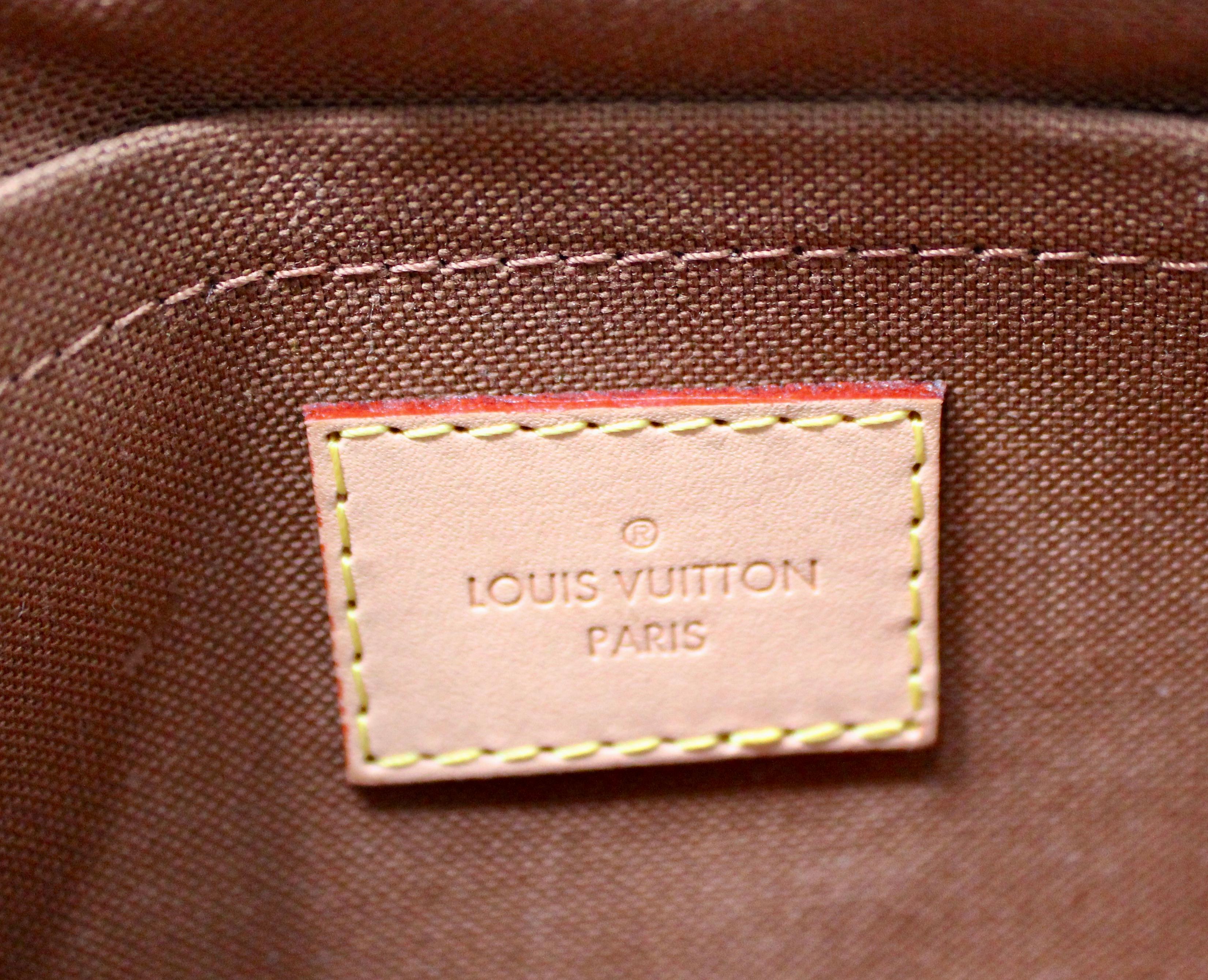 Louis Vuitton Monogram Multi Pochette Accessori Con Cinturino Verde in vendita 11