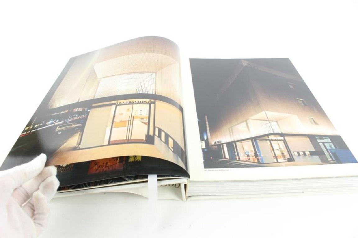 Louis Vuitton Monogram Multicolor Art, Fashion and Architecture Book 40lvs115 For Sale 6