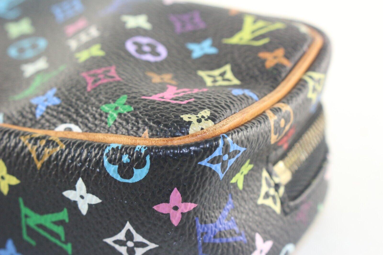 LOUIS VUITTON Monogram Multicolor Wapity Trousse Cosmetic Case 2LV727K In Excellent Condition For Sale In Dix hills, NY