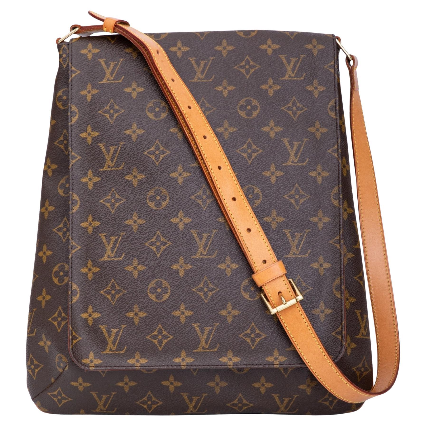Sacs de messager Louis Vuitton Monogramme Musette Salsa GM en vente